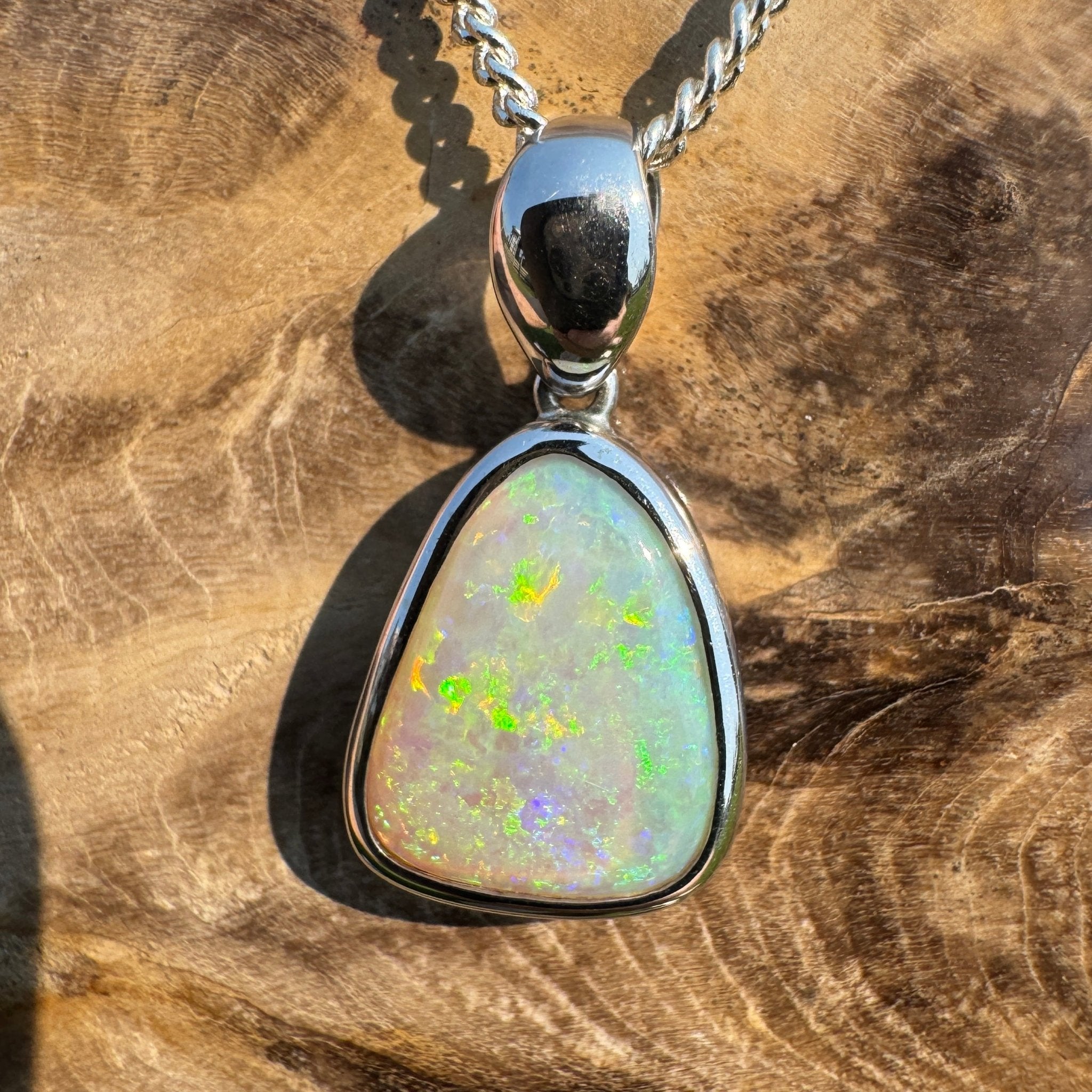 Mintabie Radiance ~ 2.8ct Solid Mintabie Opal 925 Sterling Silver Pendant Necklace