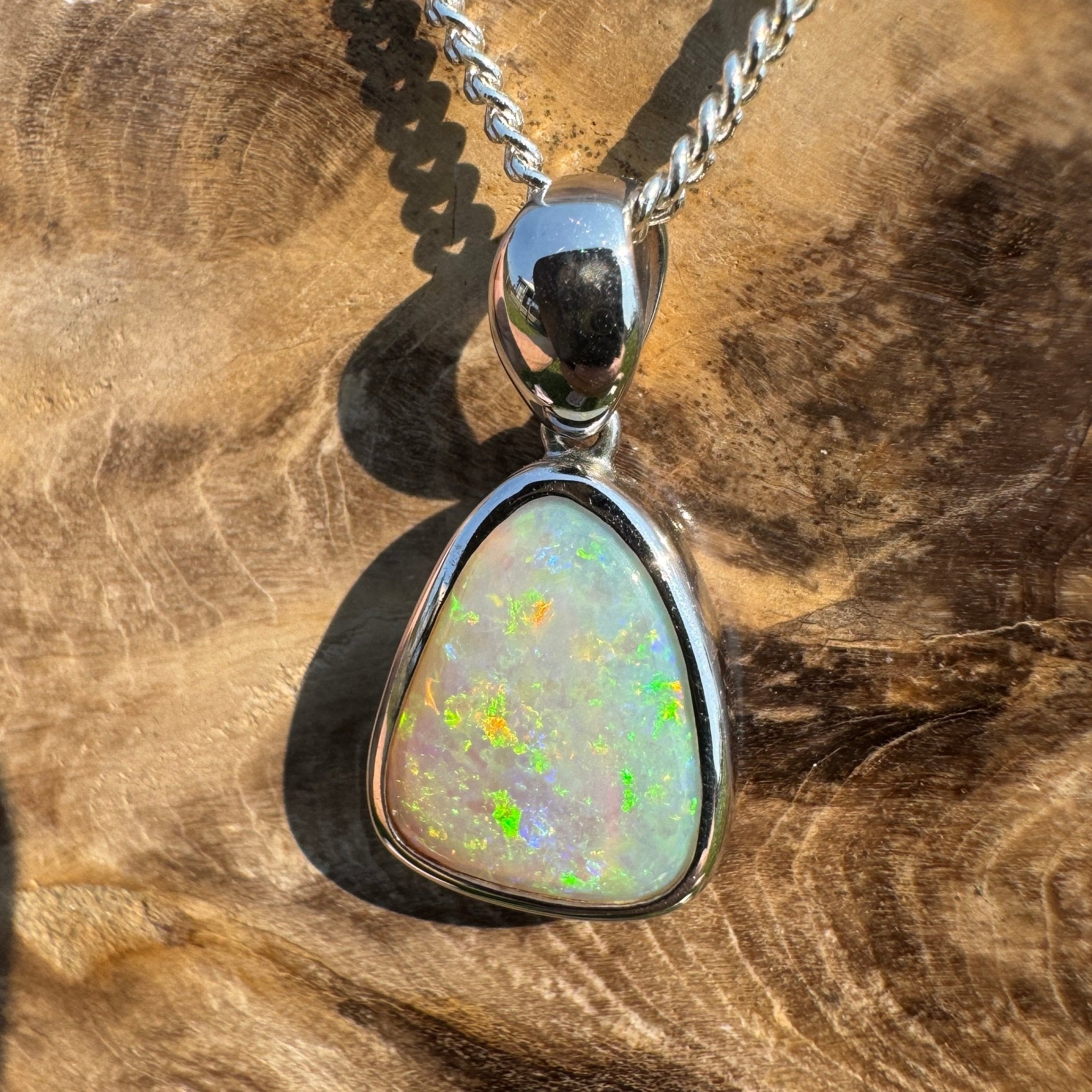 Mintabie Radiance ~ 2.8ct Solid Mintabie Opal 925 Sterling Silver Pendant Necklace