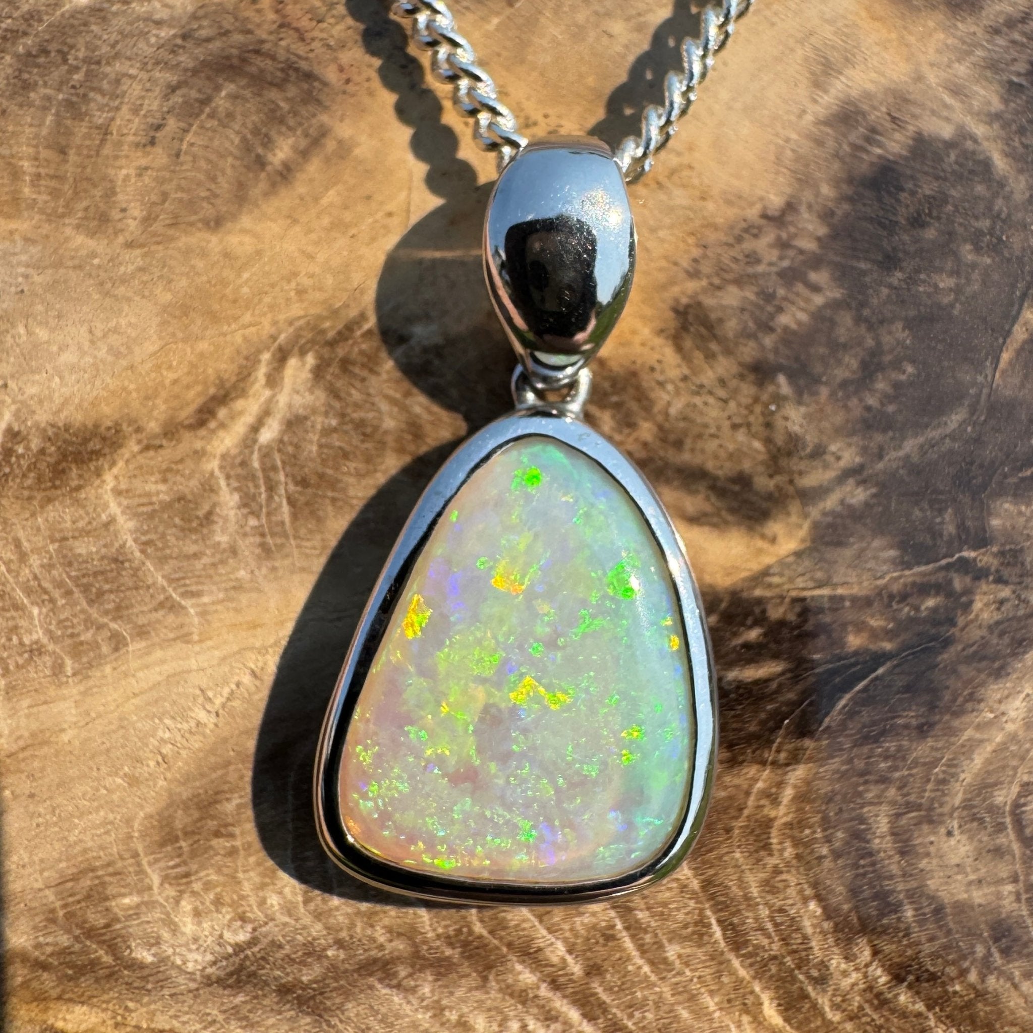 Mintabie Radiance ~ 2.8ct Solid Mintabie Opal 925 Sterling Silver Pendant Necklace