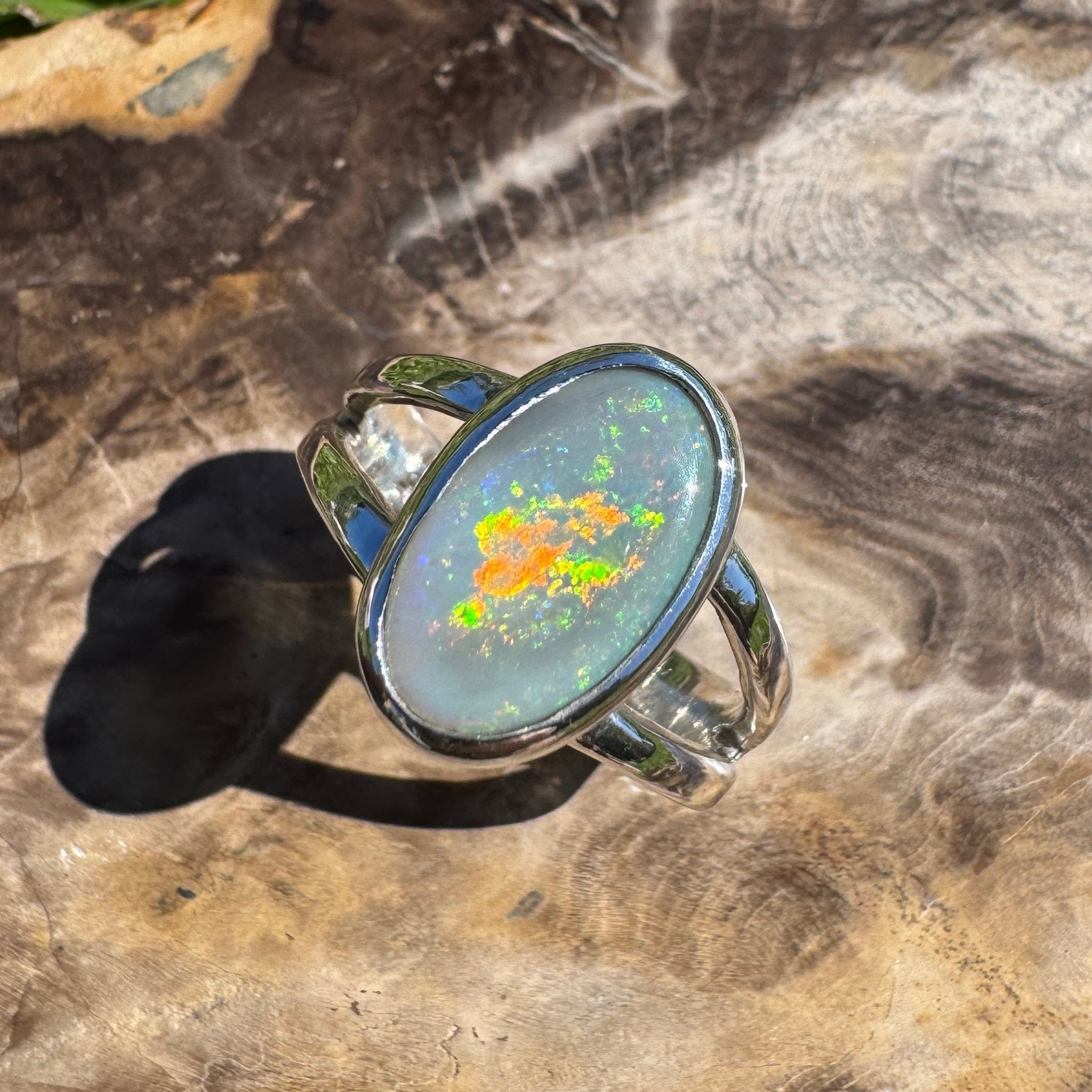 Mintabie Radiance – 3.00ct Solid Mintabie Opal 925 Sterling Silver Ring