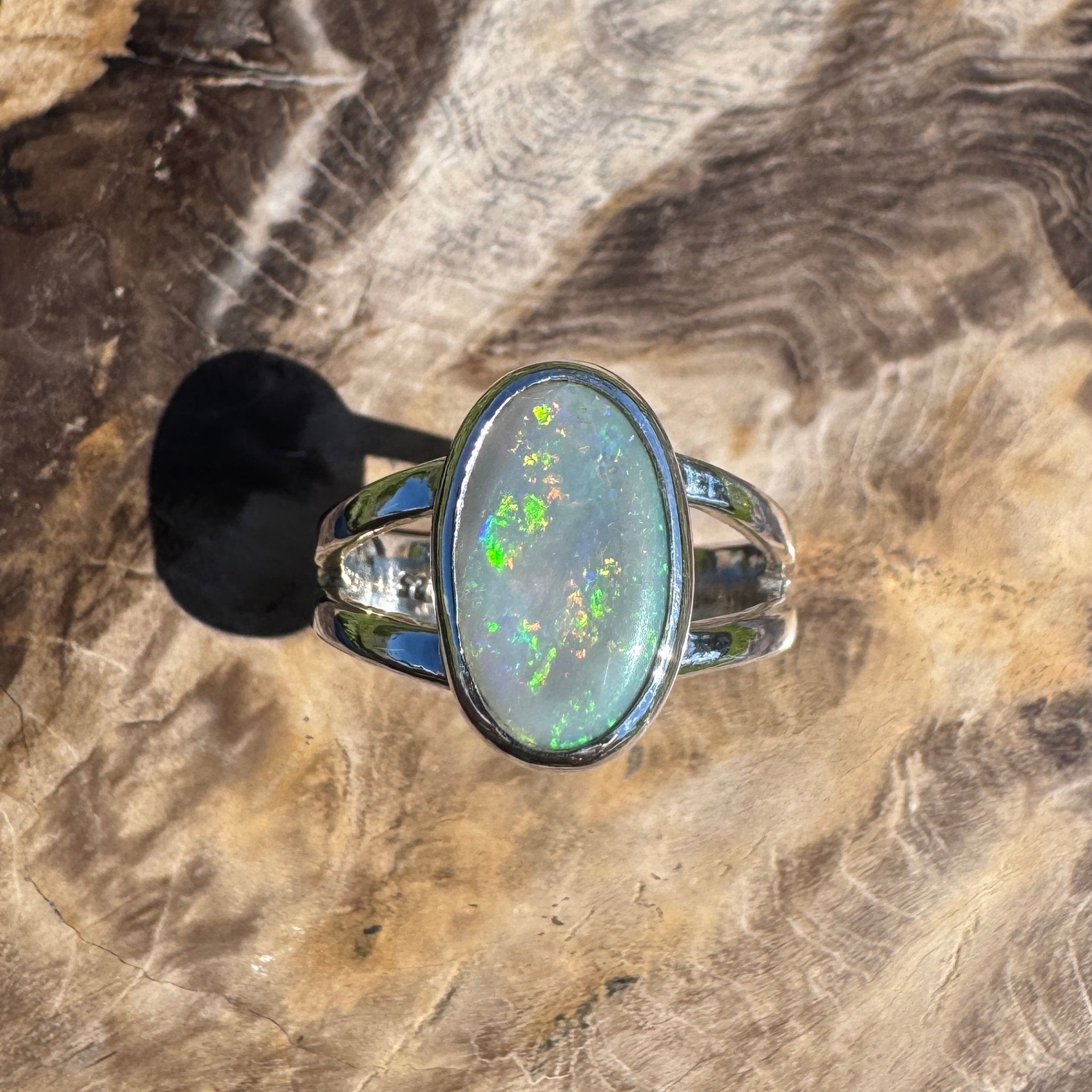 Mintabie Radiance – 3.00ct Solid Mintabie Opal 925 Sterling Silver Ring