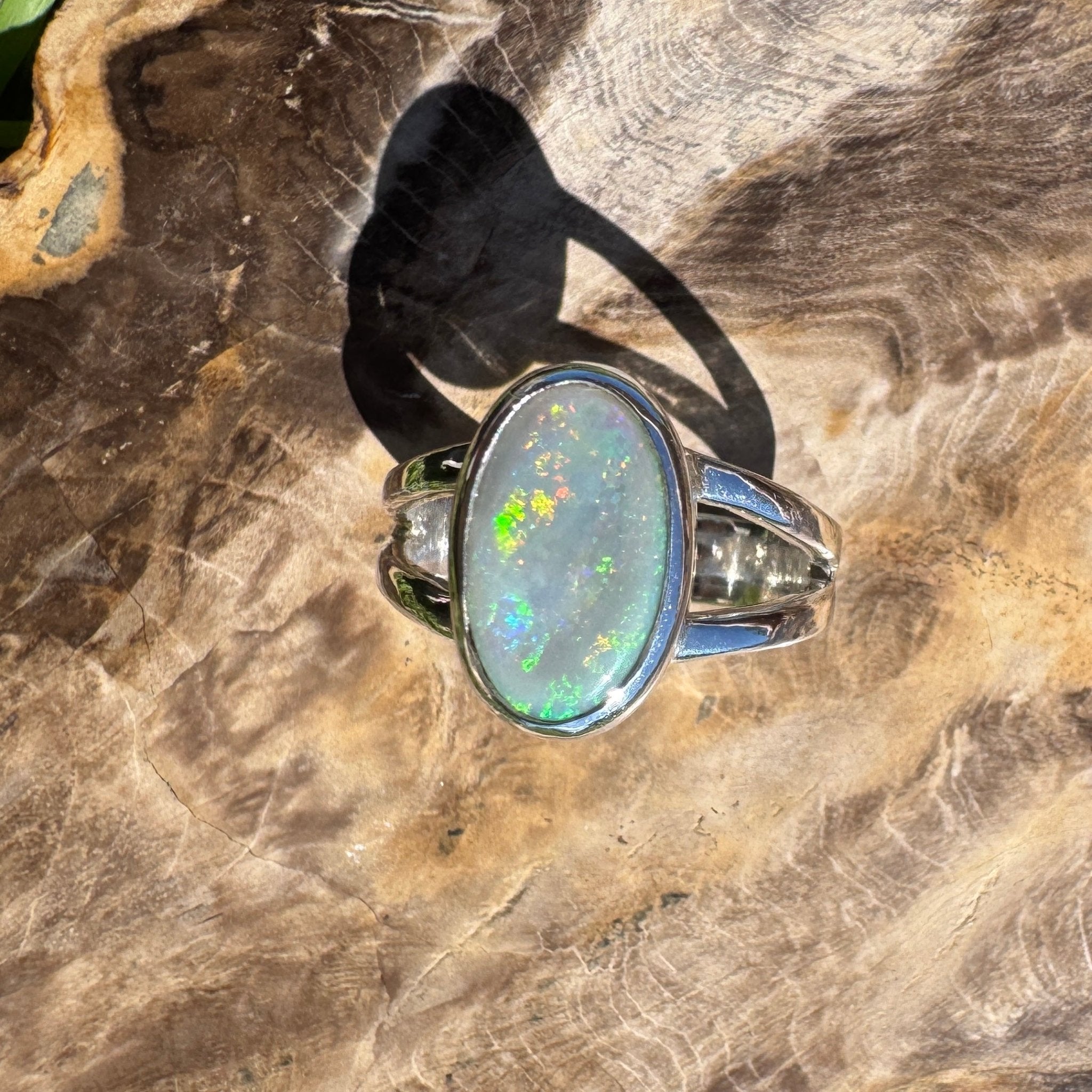 Mintabie Radiance – 3.00ct Solid Mintabie Opal 925 Sterling Silver Ring