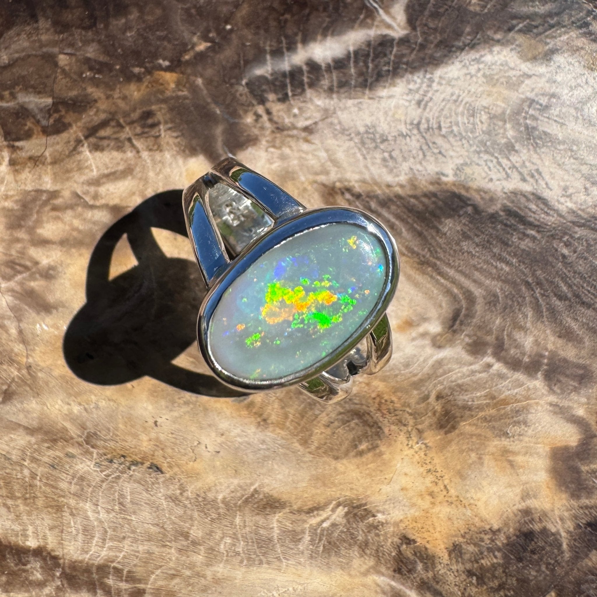 Mintabie Radiance – 3.00ct Solid Mintabie Opal 925 Sterling Silver Ring