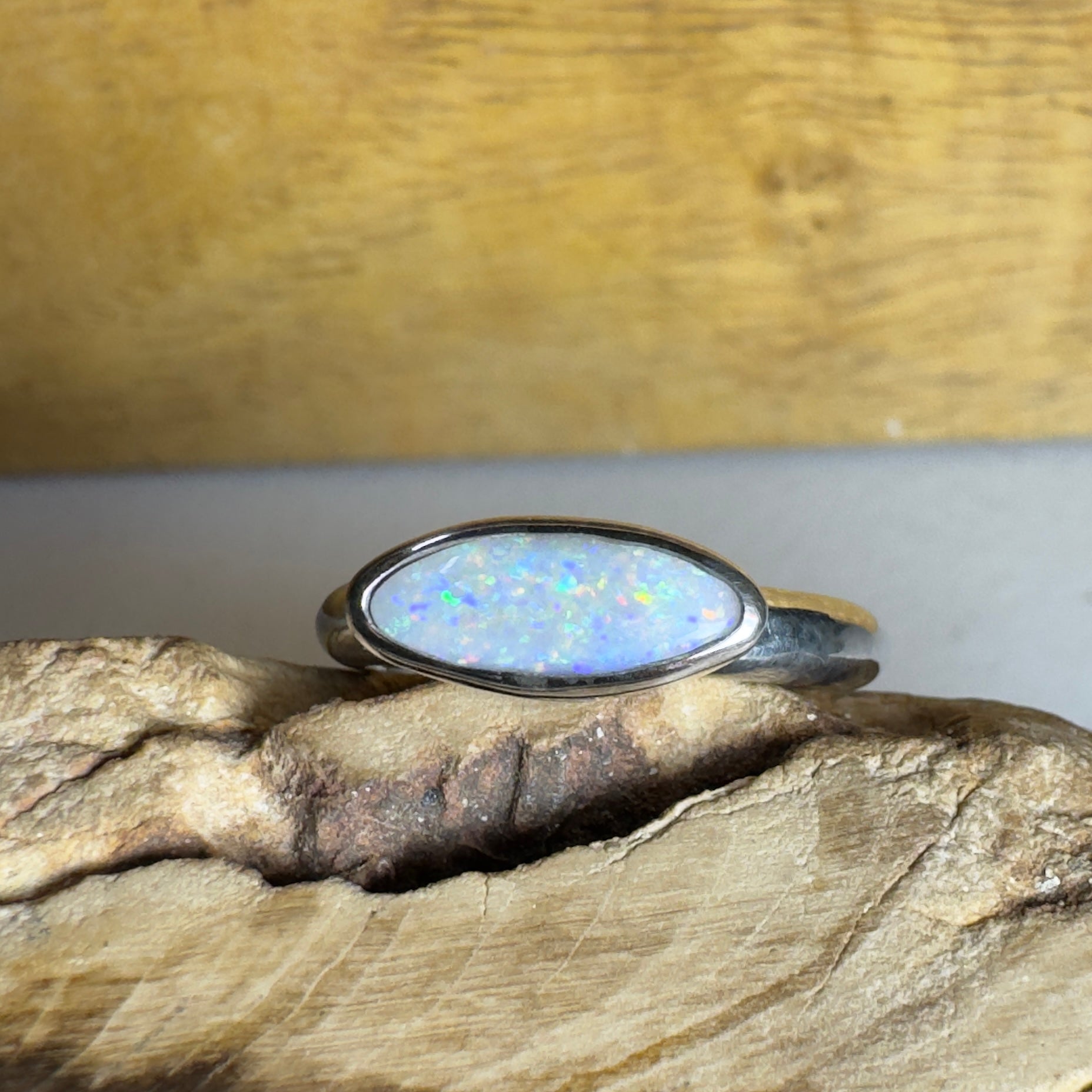 Morning at Montville – 1.4ct Lightning Ridge Solid Opal 925 Sterling Silver Ring