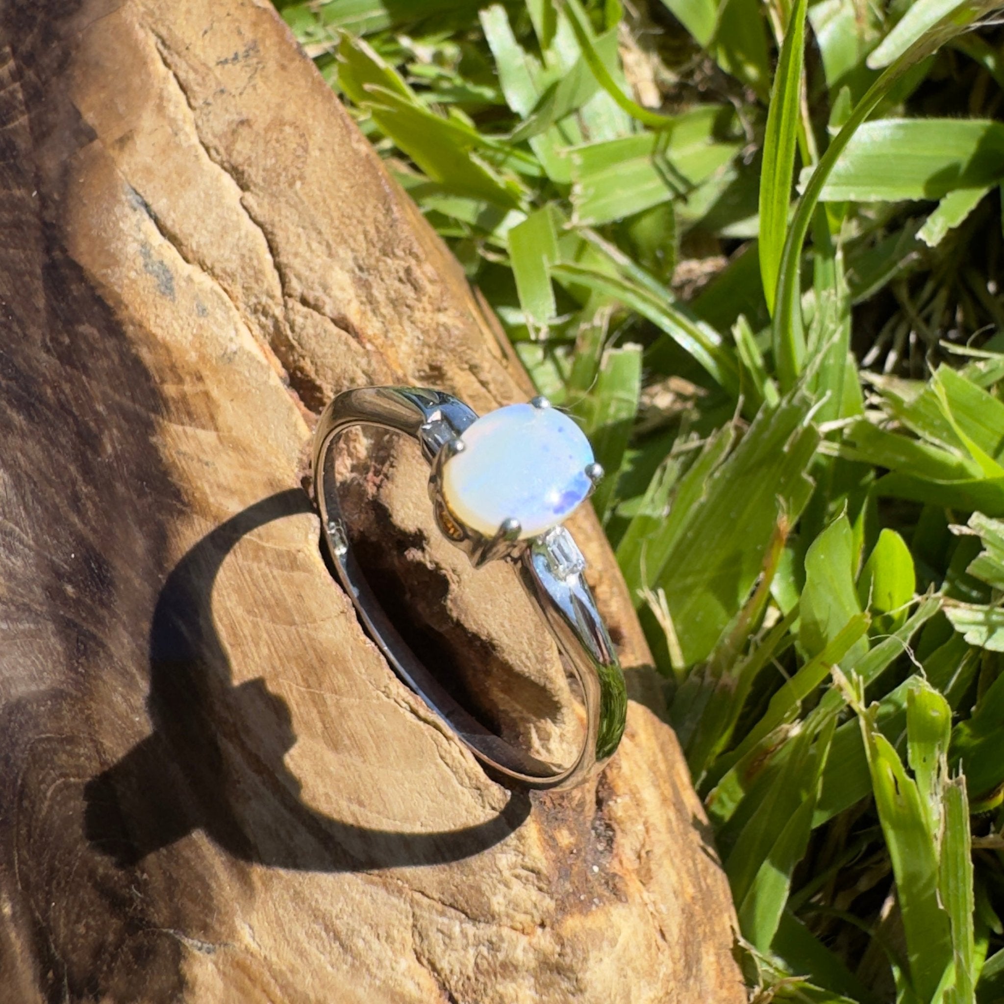 Mornington Gleam ~ 0.5ct Solid Coober Pedy Opal 925 Silver Ring