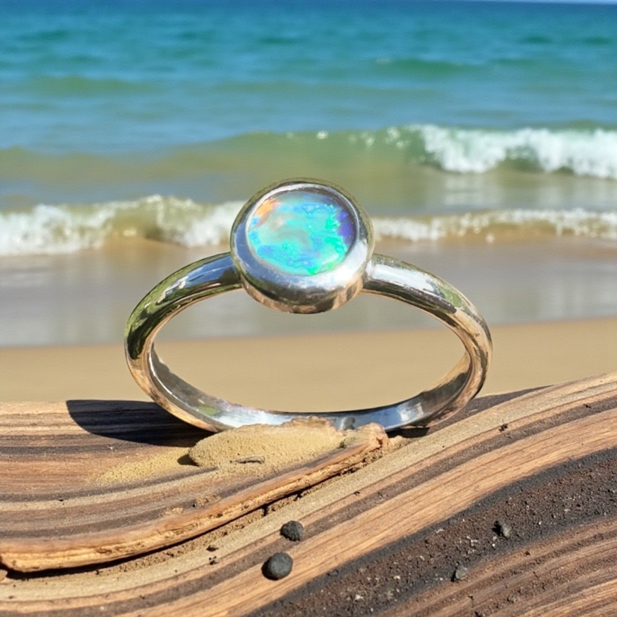 Ningaloo After Dark – 0.4ct Solid Lightning Ridge Dark Crystal Opal 925 Sterling Silver Ring