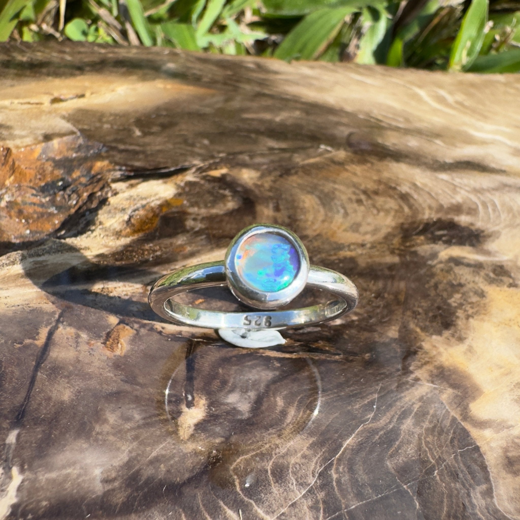 Ningaloo After Dark – 0.4ct Solid Lightning Ridge Dark Crystal Opal 925 Sterling Silver Ring