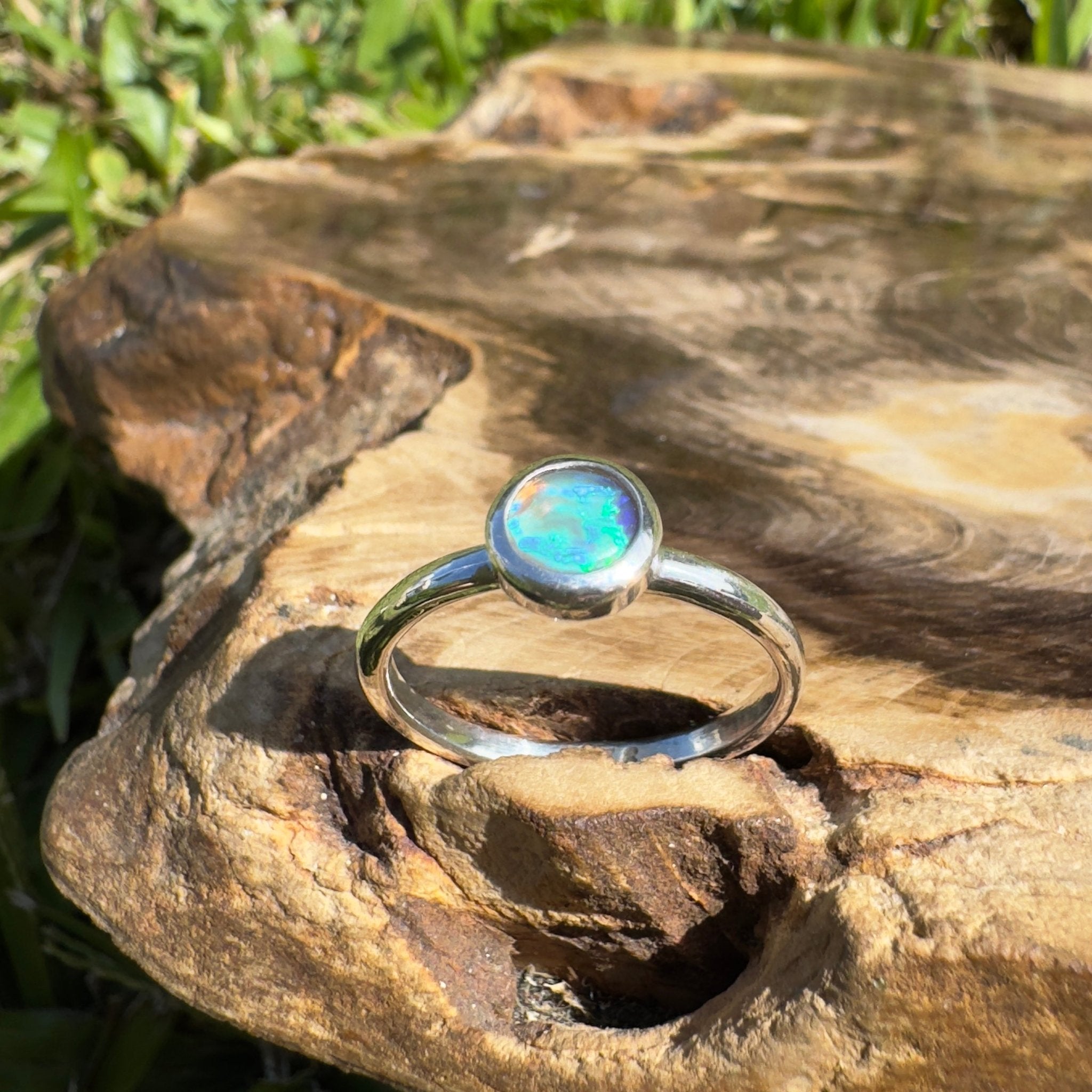 Ningaloo After Dark – 0.4ct Solid Lightning Ridge Dark Crystal Opal 925 Sterling Silver Ring