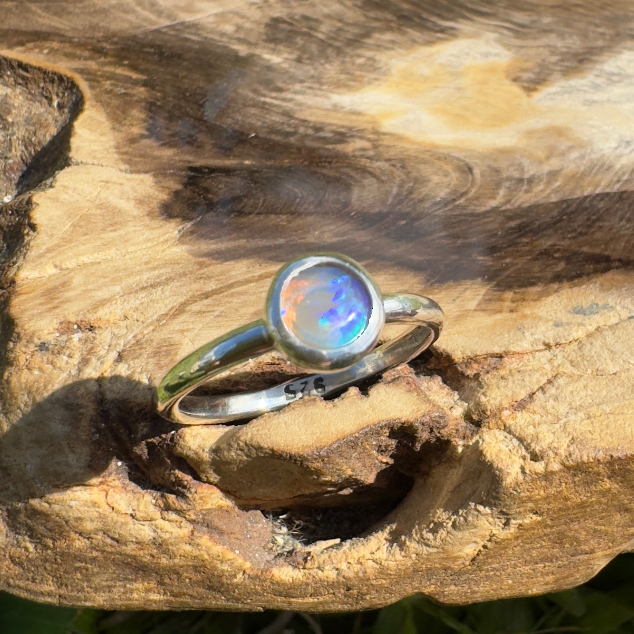 Ningaloo After Dark – 0.4ct Solid Lightning Ridge Dark Crystal Opal 925 Sterling Silver Ring