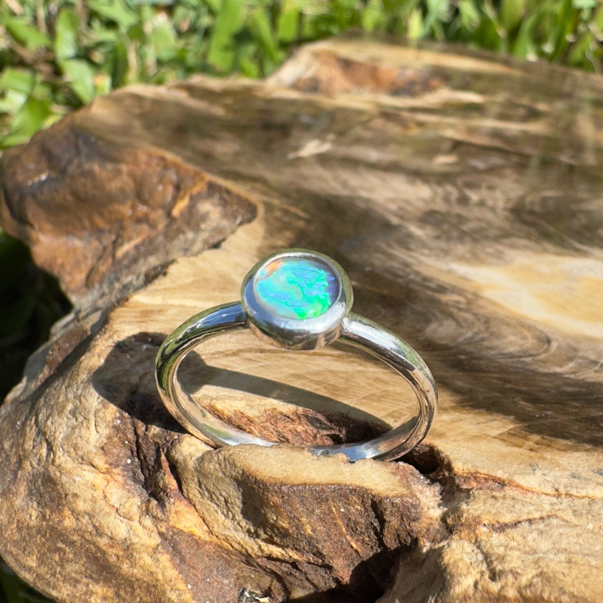 Ningaloo After Dark – 0.4ct Solid Lightning Ridge Dark Crystal Opal 925 Sterling Silver Ring