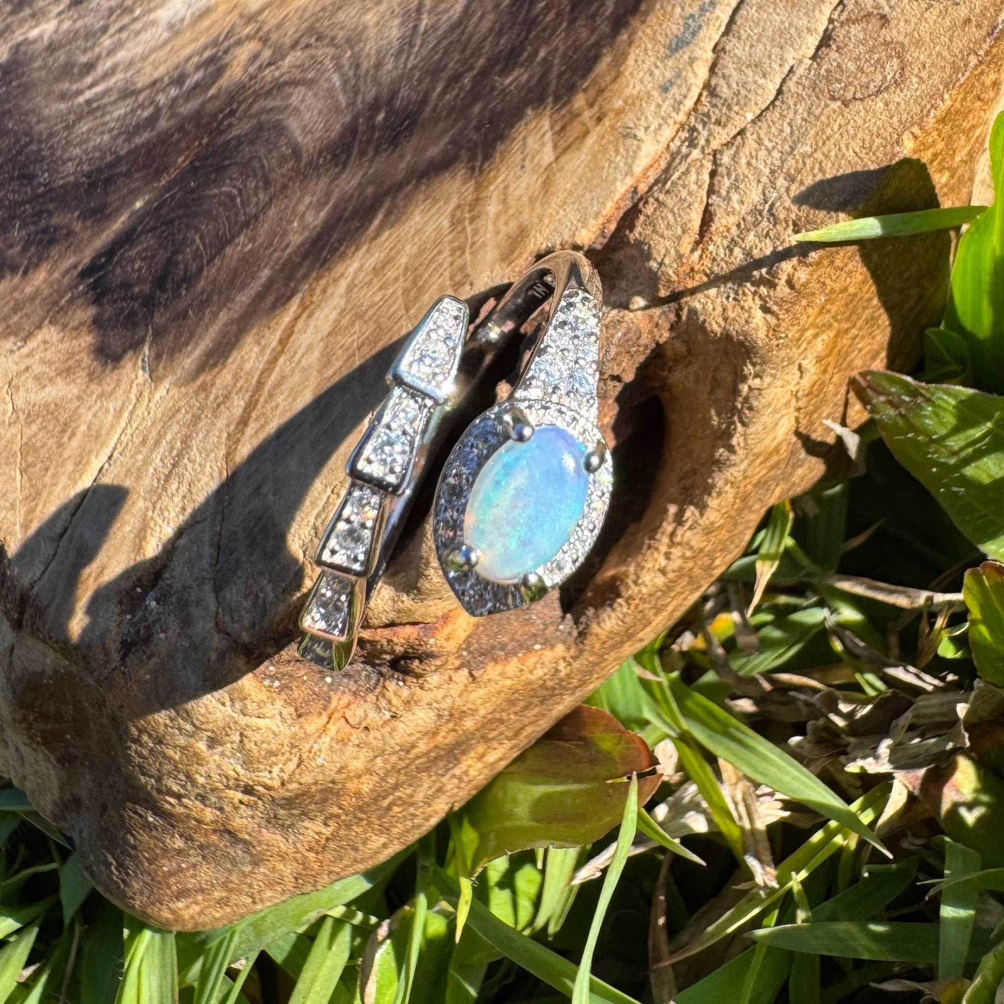 Noosa Drift ~ 0.3ct Solid Lightning Ridge Opal 925 Silver Ring