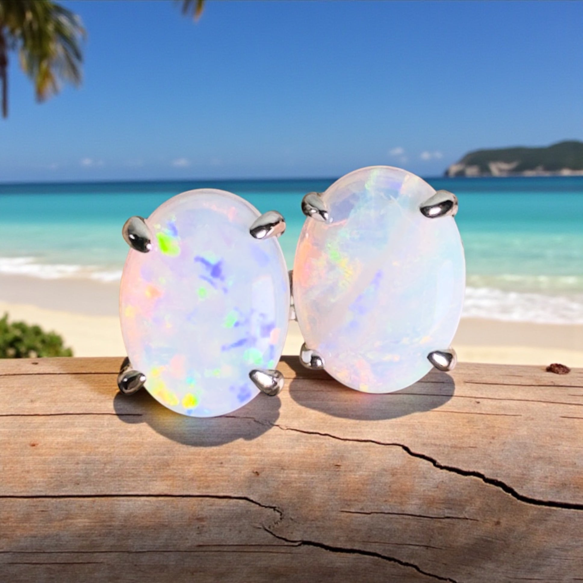 Oodna Glow Studs - 1.6ct Coober Pedy Opal 925 Silver Earrings