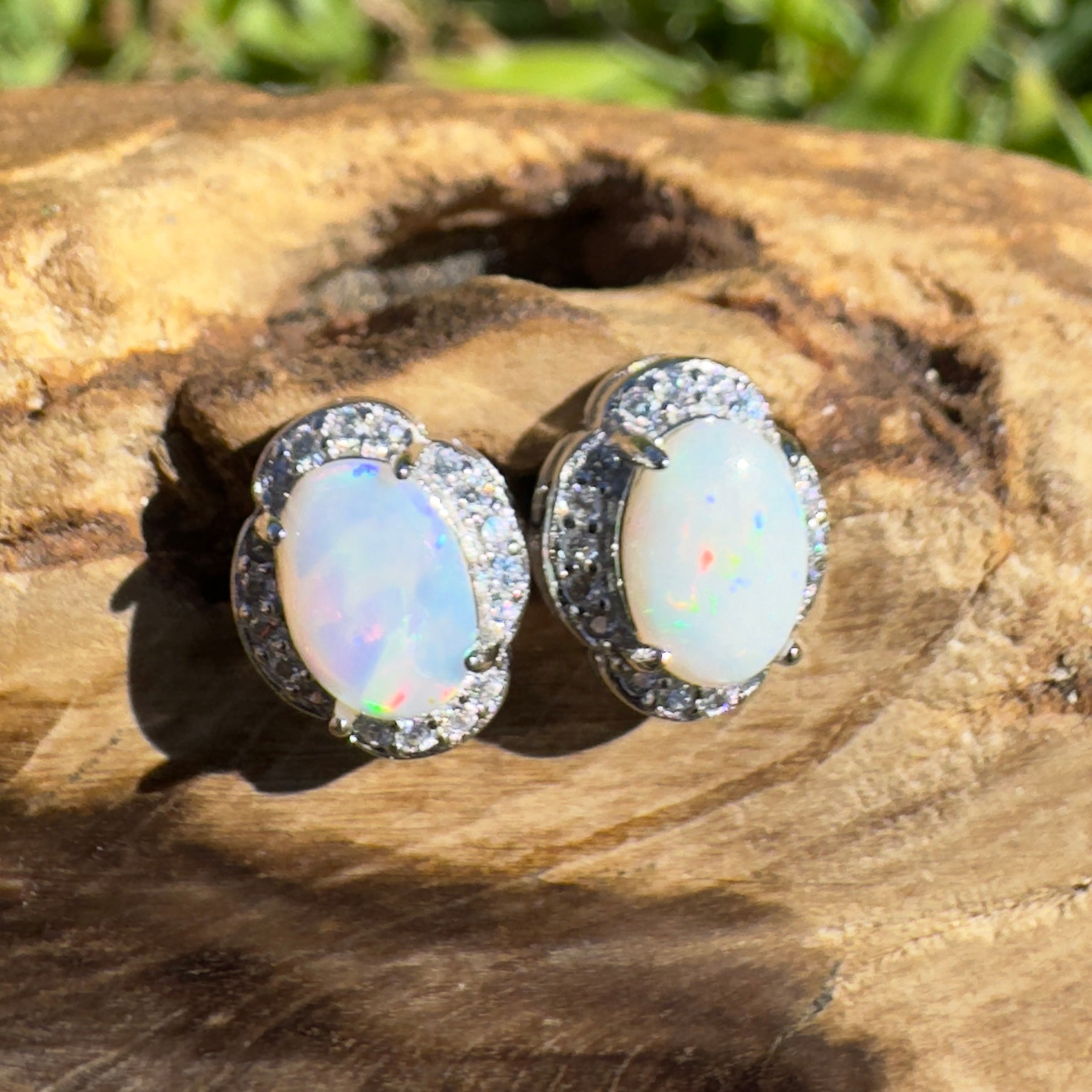 Oodnadatta Glow - 1.4ct Coober Pedy Opal 925 Silver Earrings