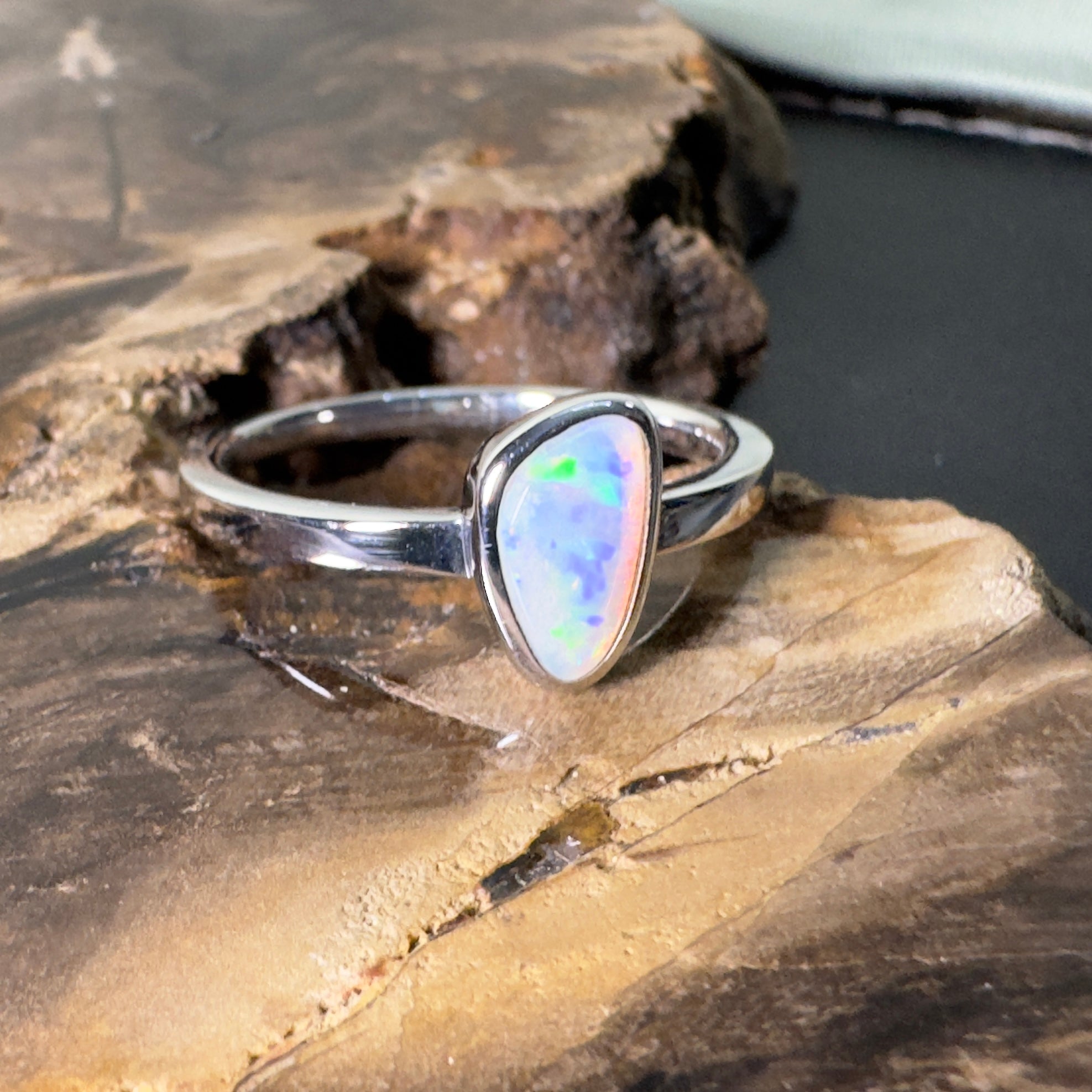 Oodnadatta Light ~ 0.5ct Solid Coober Pedy Opal 925 Silver Ring