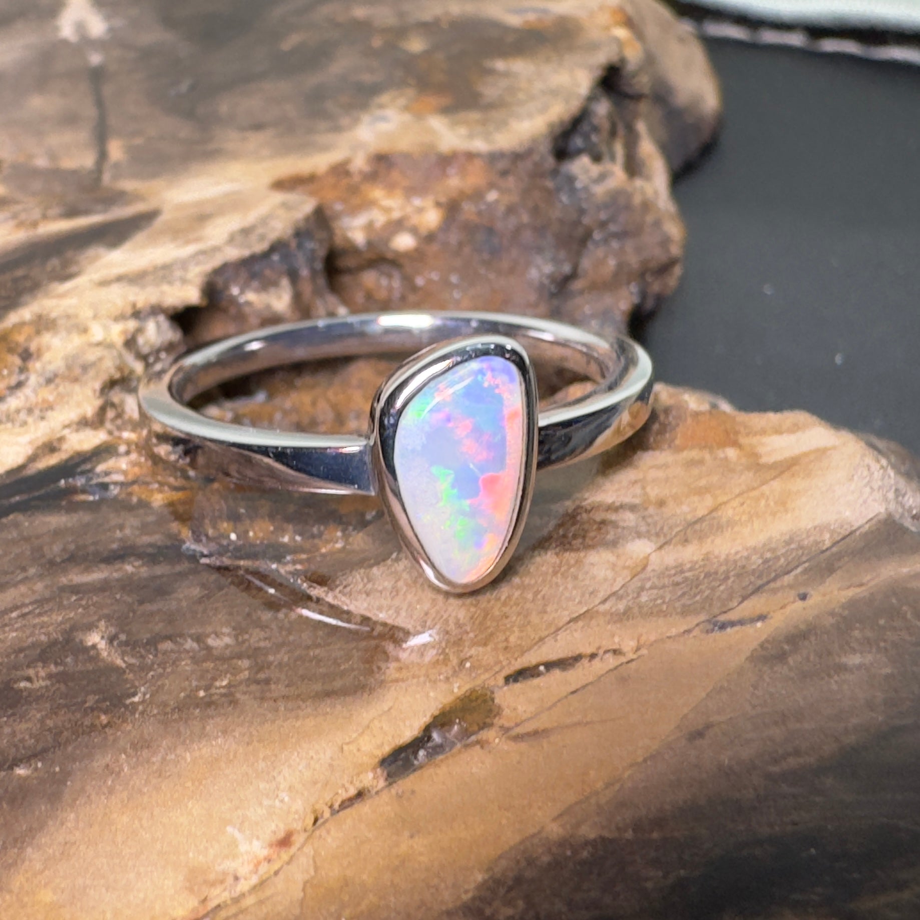 Oodnadatta Light ~ 0.5ct Solid Coober Pedy Opal 925 Silver Ring
