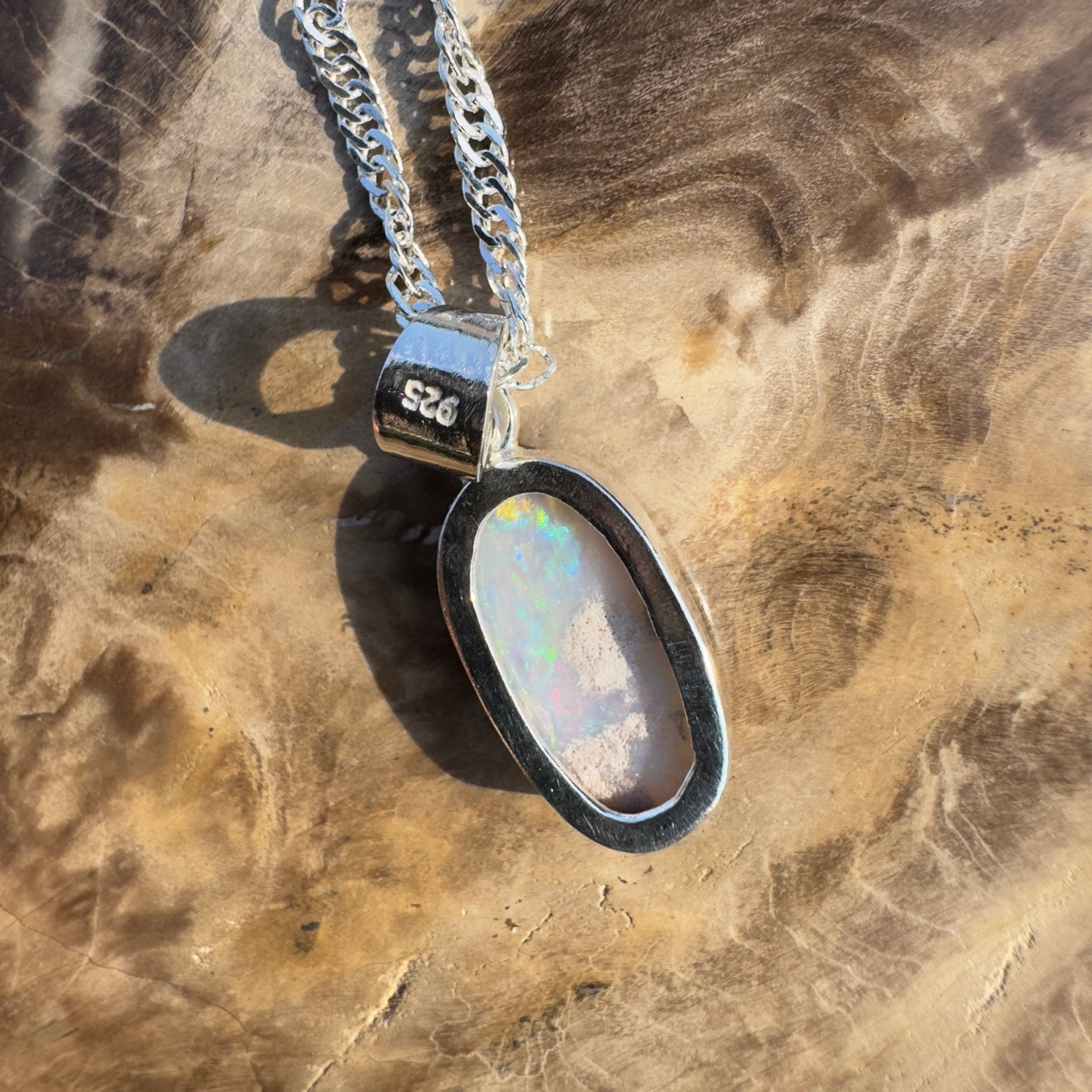 Ormiston Echo – 2.9ct Lightning Ridge Opal Pendant