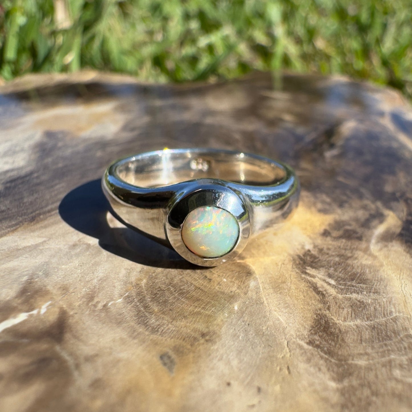 Outback Dream ~ 0.3ct Solid Lightning Ridge Crystal Opal 925 Silver Ring