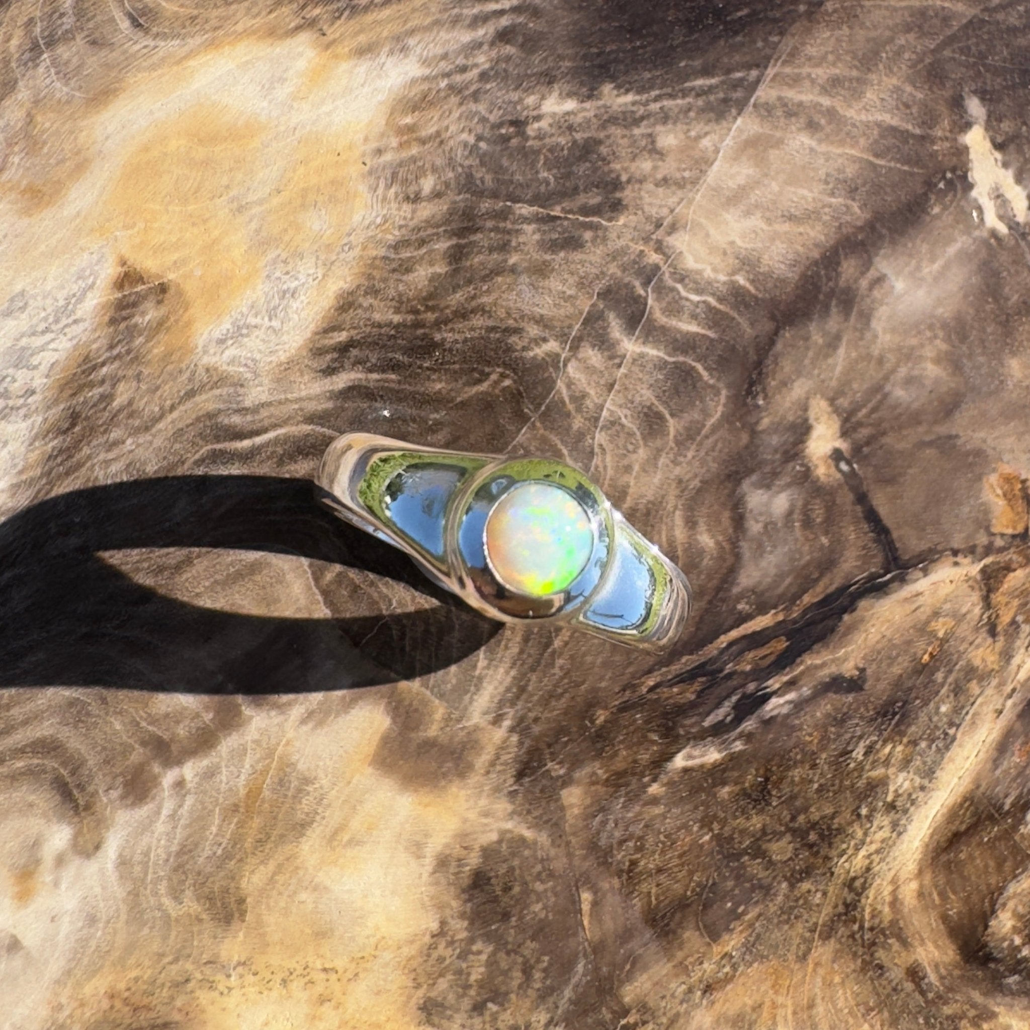 Outback Dream ~ 0.3ct Solid Lightning Ridge Crystal Opal 925 Silver Ring