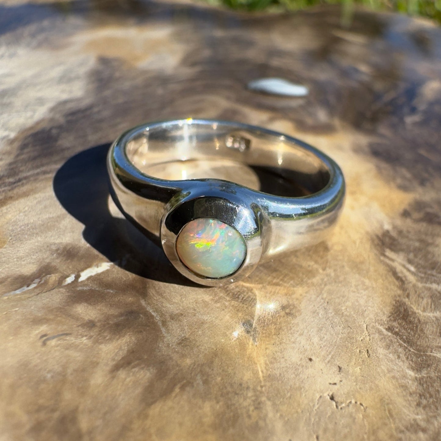 Outback Dream ~ 0.3ct Solid Lightning Ridge Crystal Opal 925 Silver Ring