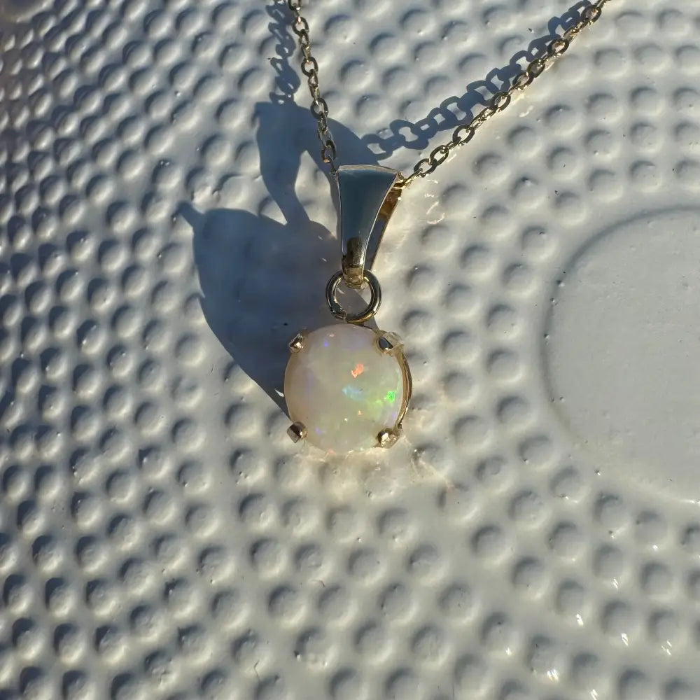 Handcrafted 9ct solid gold Opal pendant necklace from Outback Dreams collection