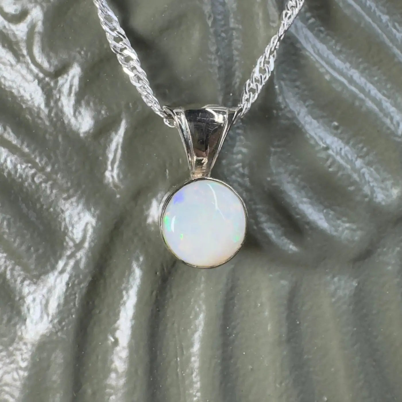 Silver chain with 1ct Coober Pedy Opal pendant from Outback to Ocean collection