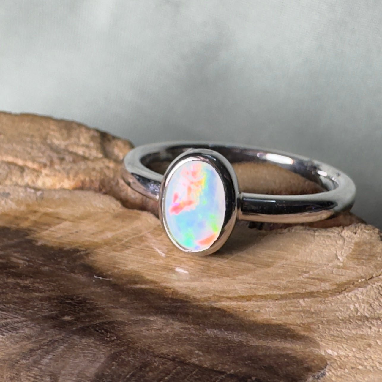 Painted Desert Halo ~ 0.4ct Solid Coober Pedy Opal 925 Silver Ring