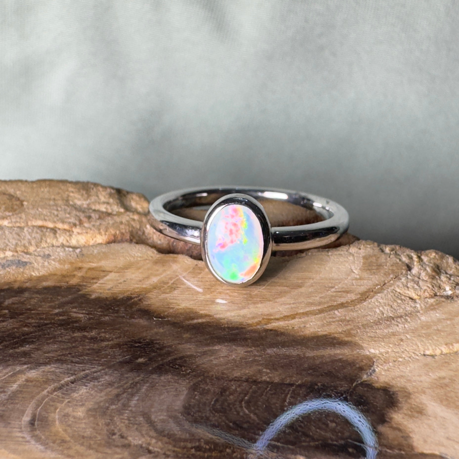 Painted Desert Halo ~ 0.4ct Solid Coober Pedy Opal 925 Silver Ring