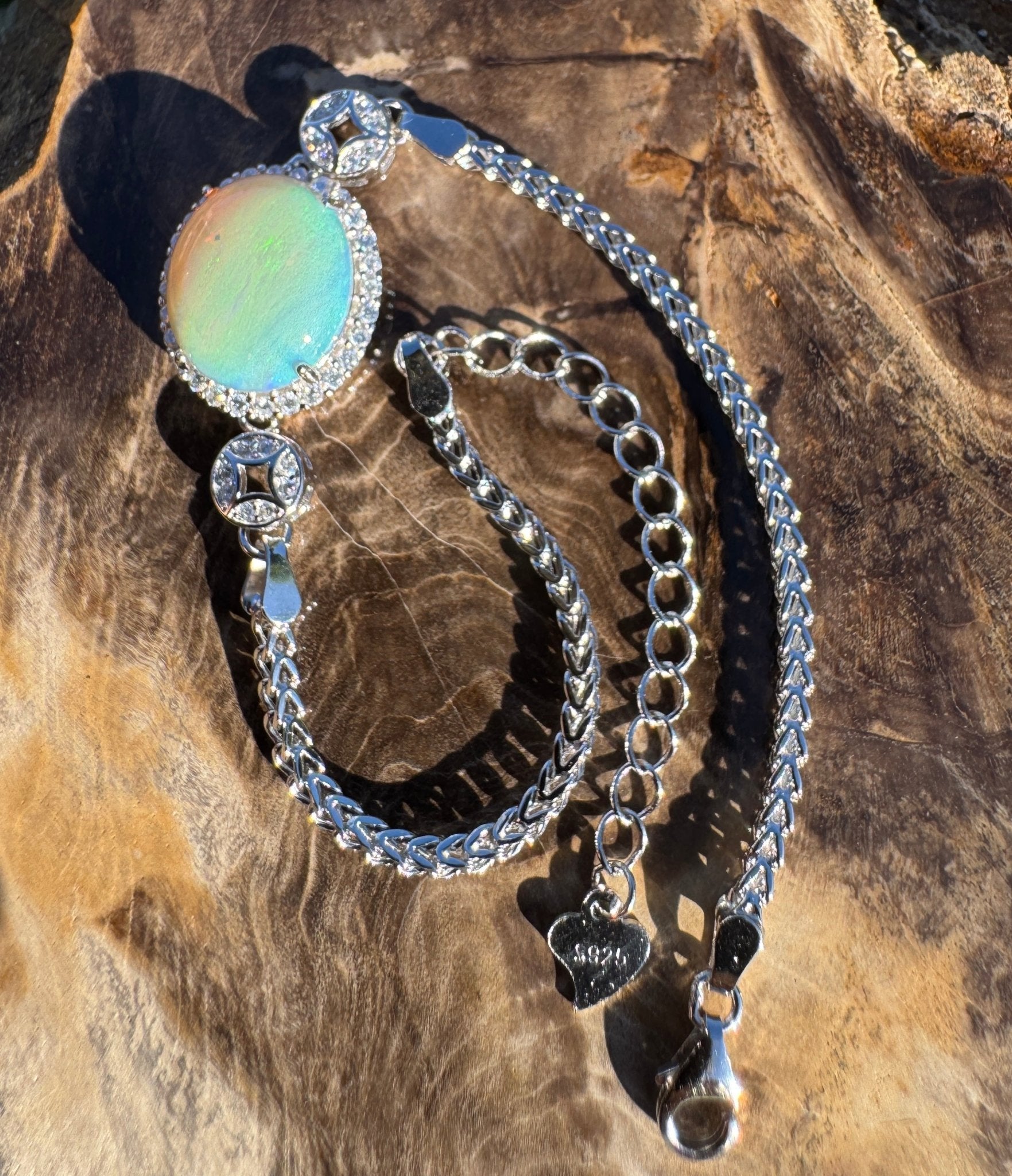 Palm Cove Flow - 1.8ct Mintabie Opal 925 Silver Bracelet
