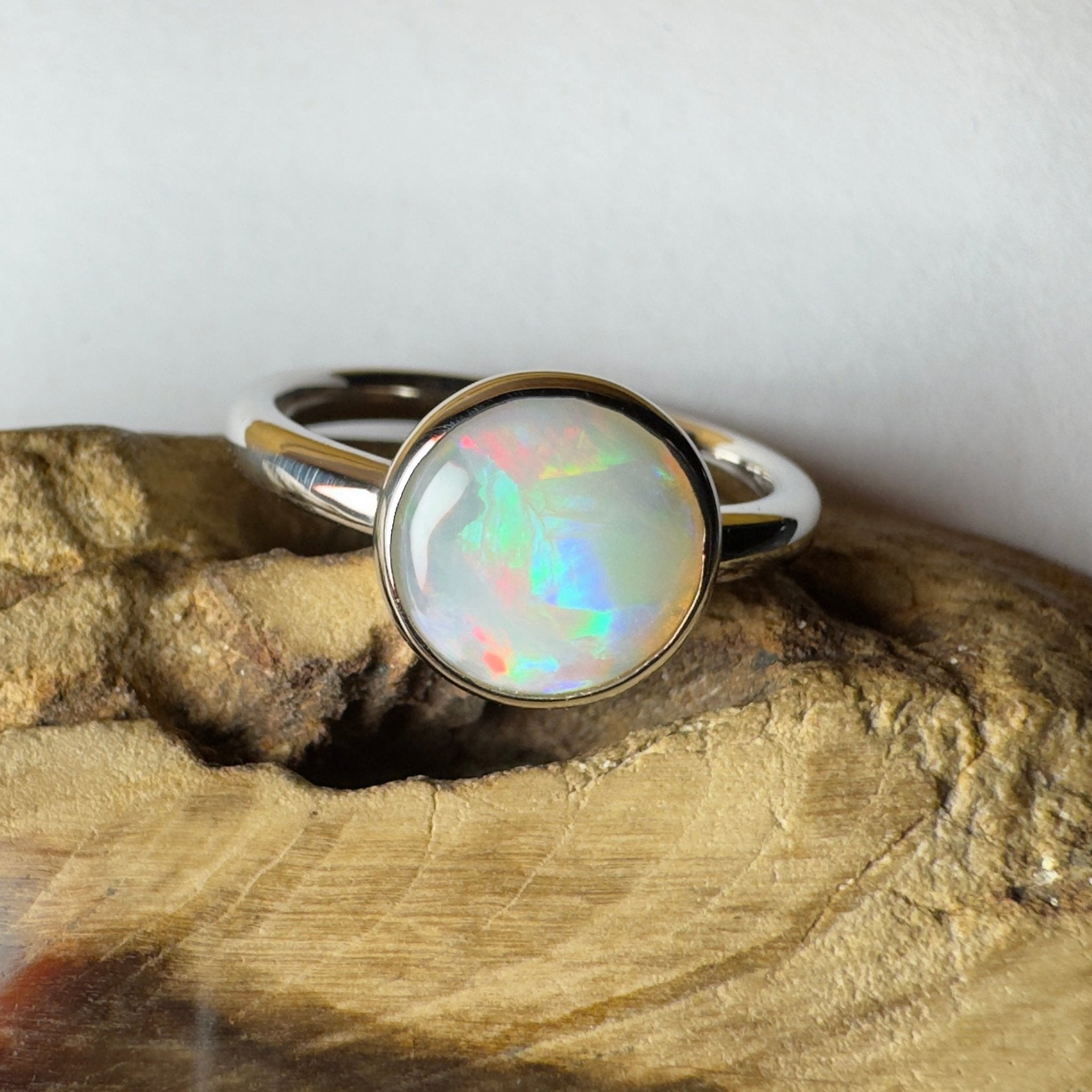 Pilbara Pulse - 1.55ct Solid Coober Pedy Opal 925 Silver Ring