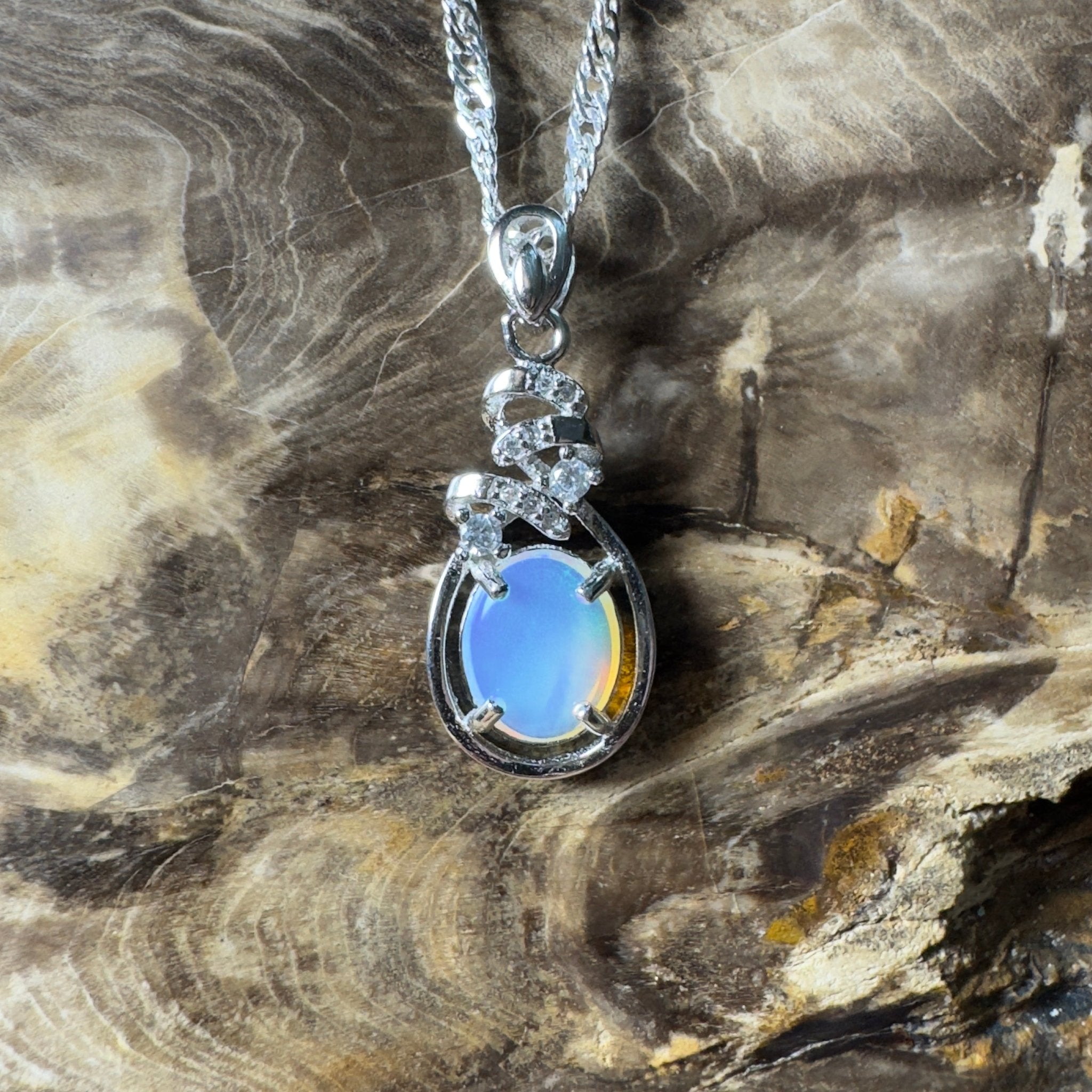 Port Phillip Drift ~ 0.8ct Lightning Ridge Opal 925 Silver Pendant