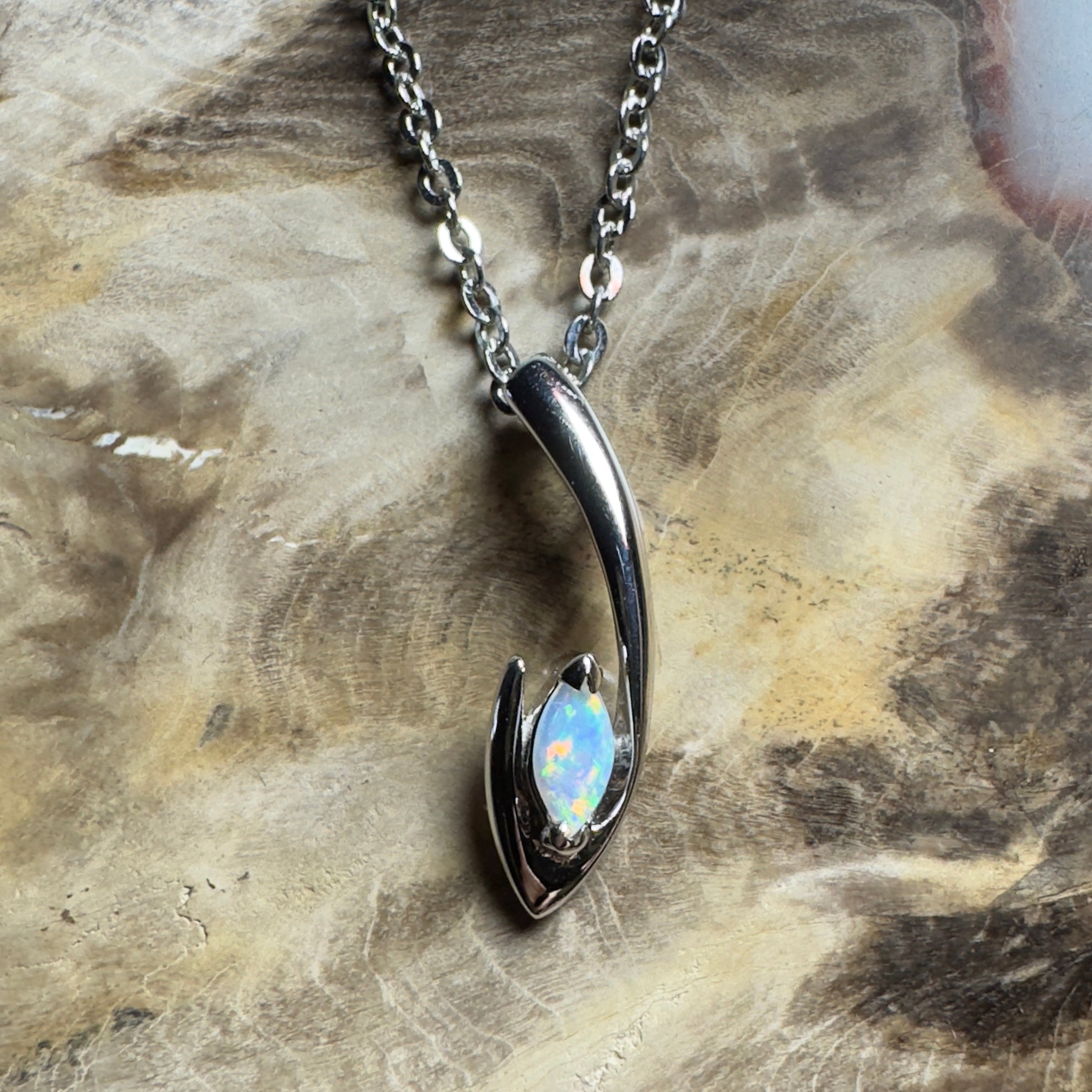Pure White Glow ~ 0.3ct Coober Pedy Opal 18ct White Gold Pendant