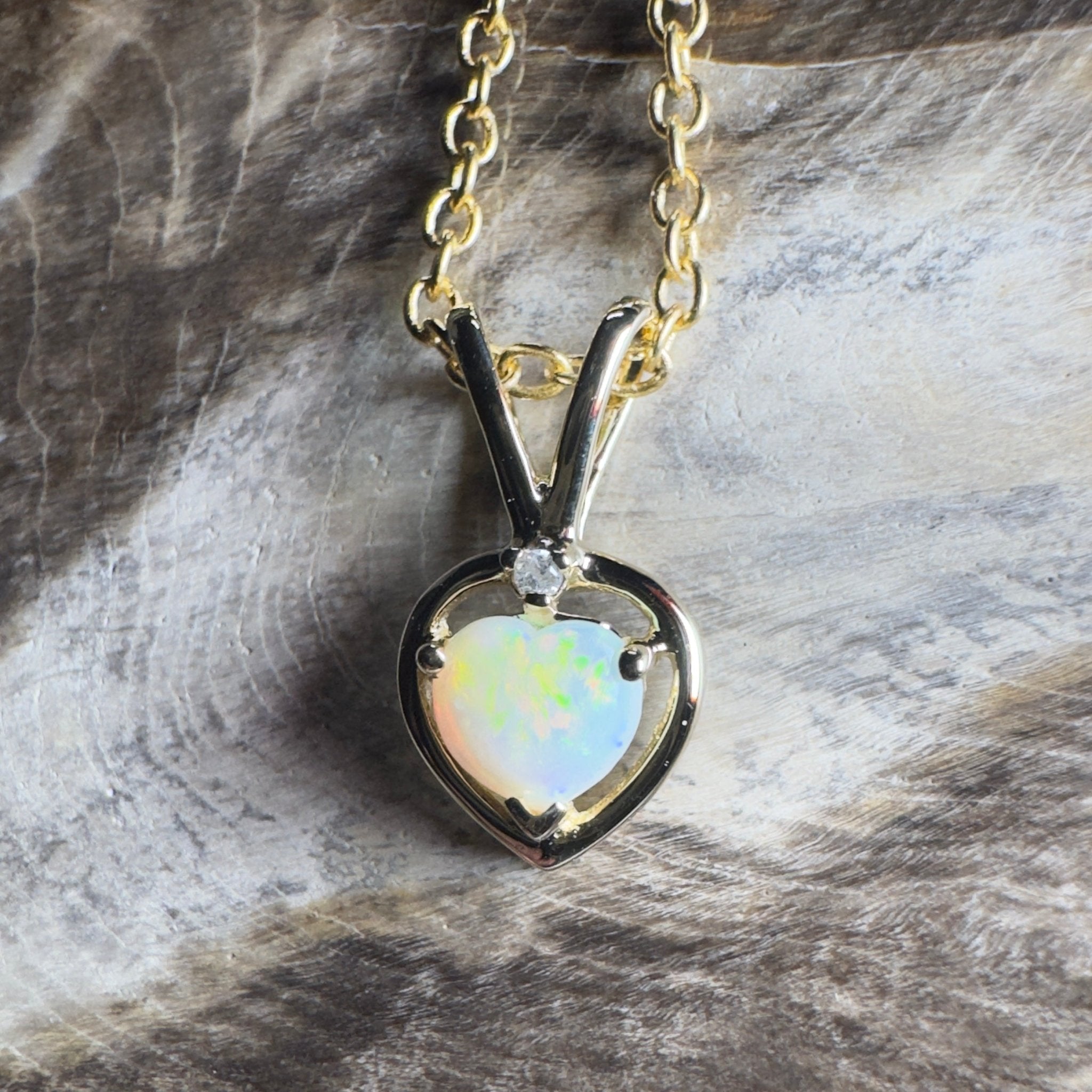 Purnululu Flame Heart ~ 9ct Solid Yellow Gold 0.4ct Coober Pedy Opal Pendant