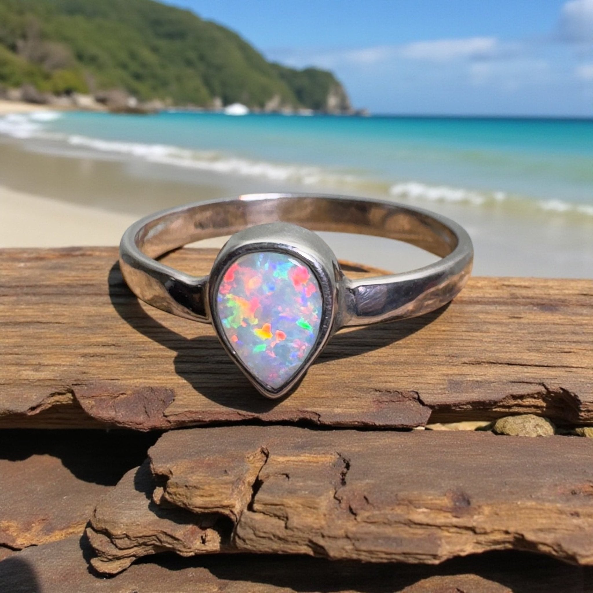 Purnululu Grace – 0.8ct Solid Lightning Ridge Opal 925 Sterling Silver Ring
