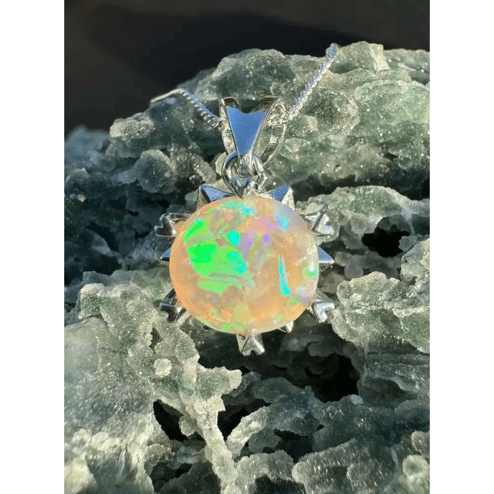 'Rainfall Glow' ~ Handcrafted 2.5ct Solid Lightning Ridge Opal 925 Sterling Silver Pendant Necklace