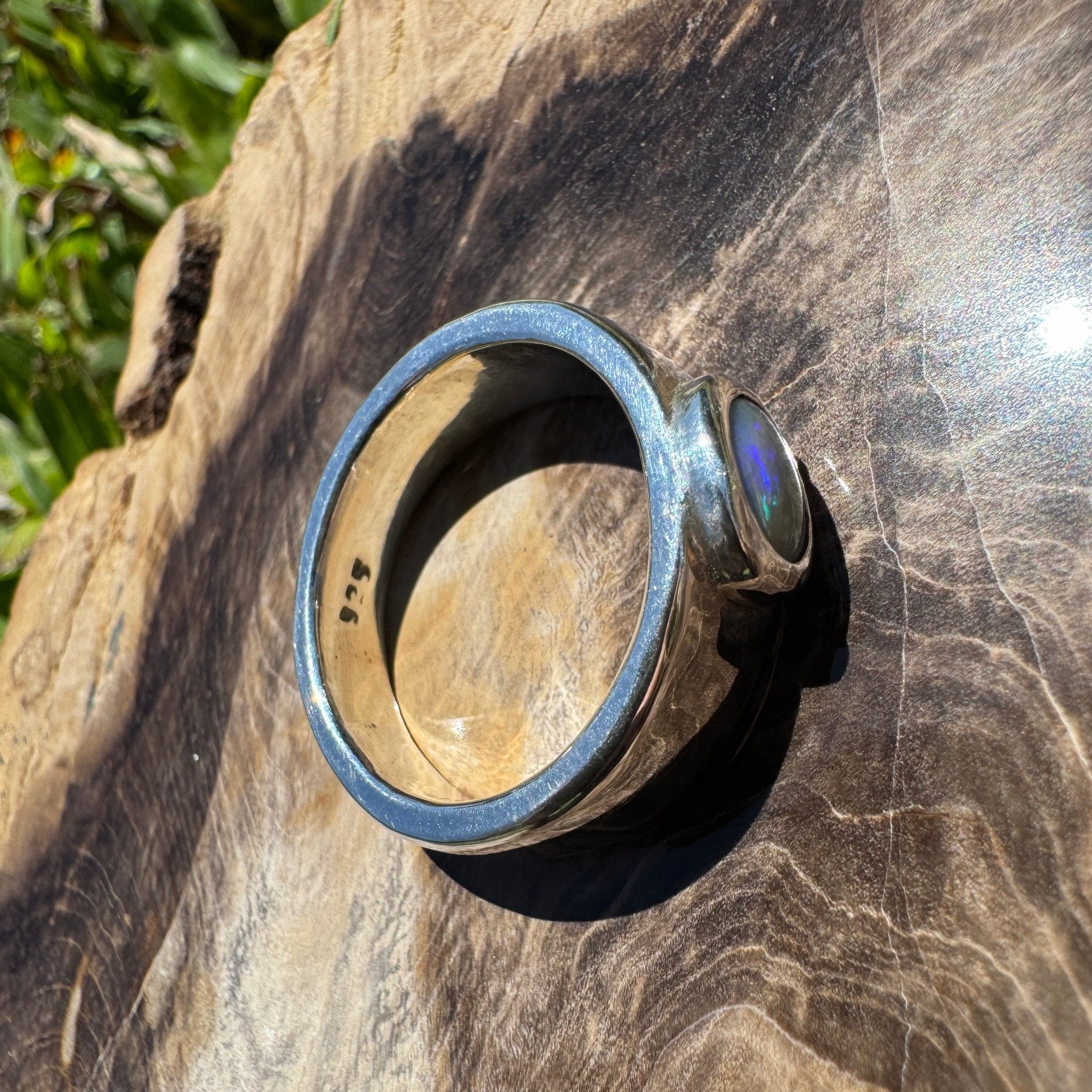 Red Ember Glow – 0.74ct Solid Lightning Ridge Dark Opal 925 Sterling Silver Ring.