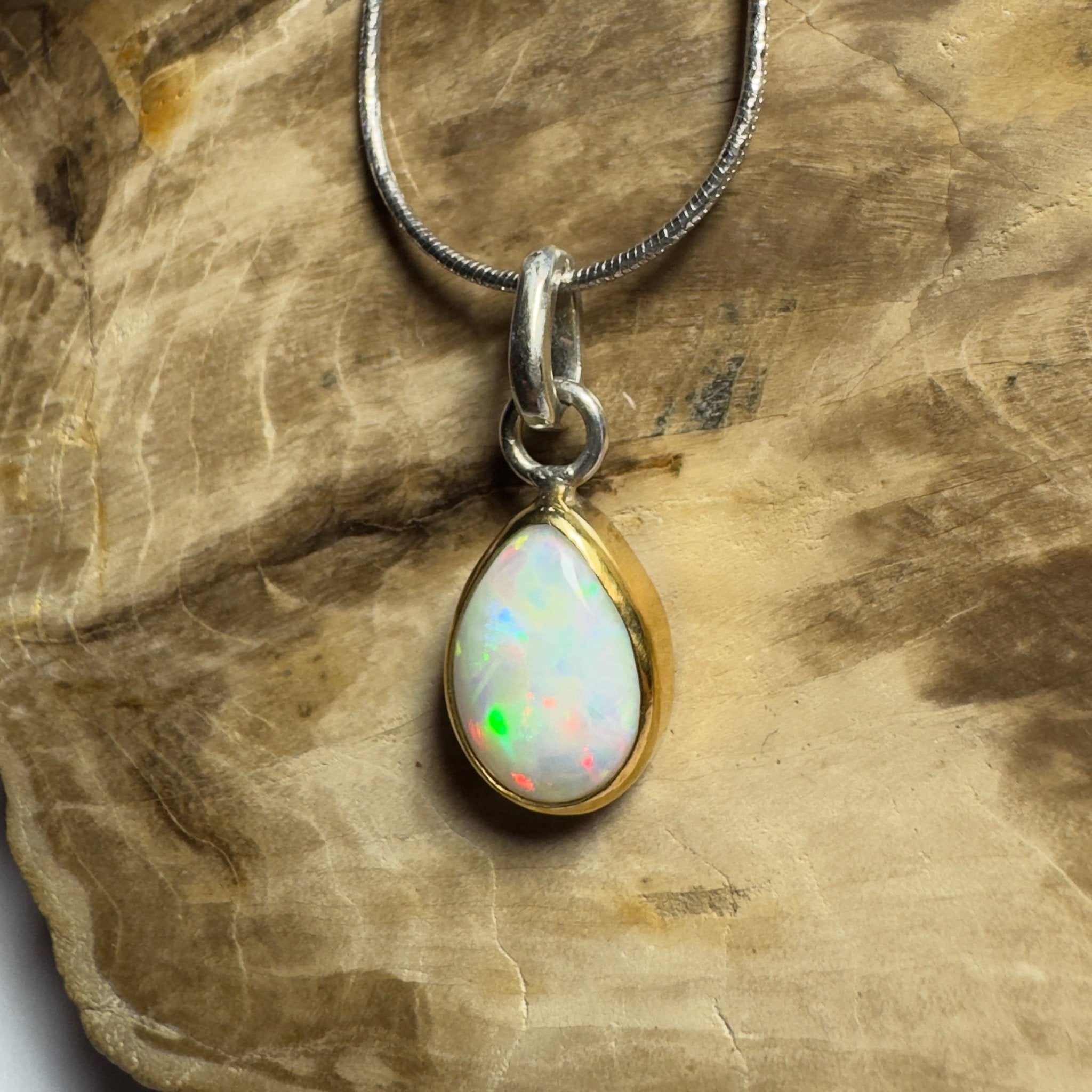 Red Ridge White ~ 2.7ct Solid Lightning Ridge White Opal Two - tone 9ct Gold and 925 Sterling Silver Pendant Necklace