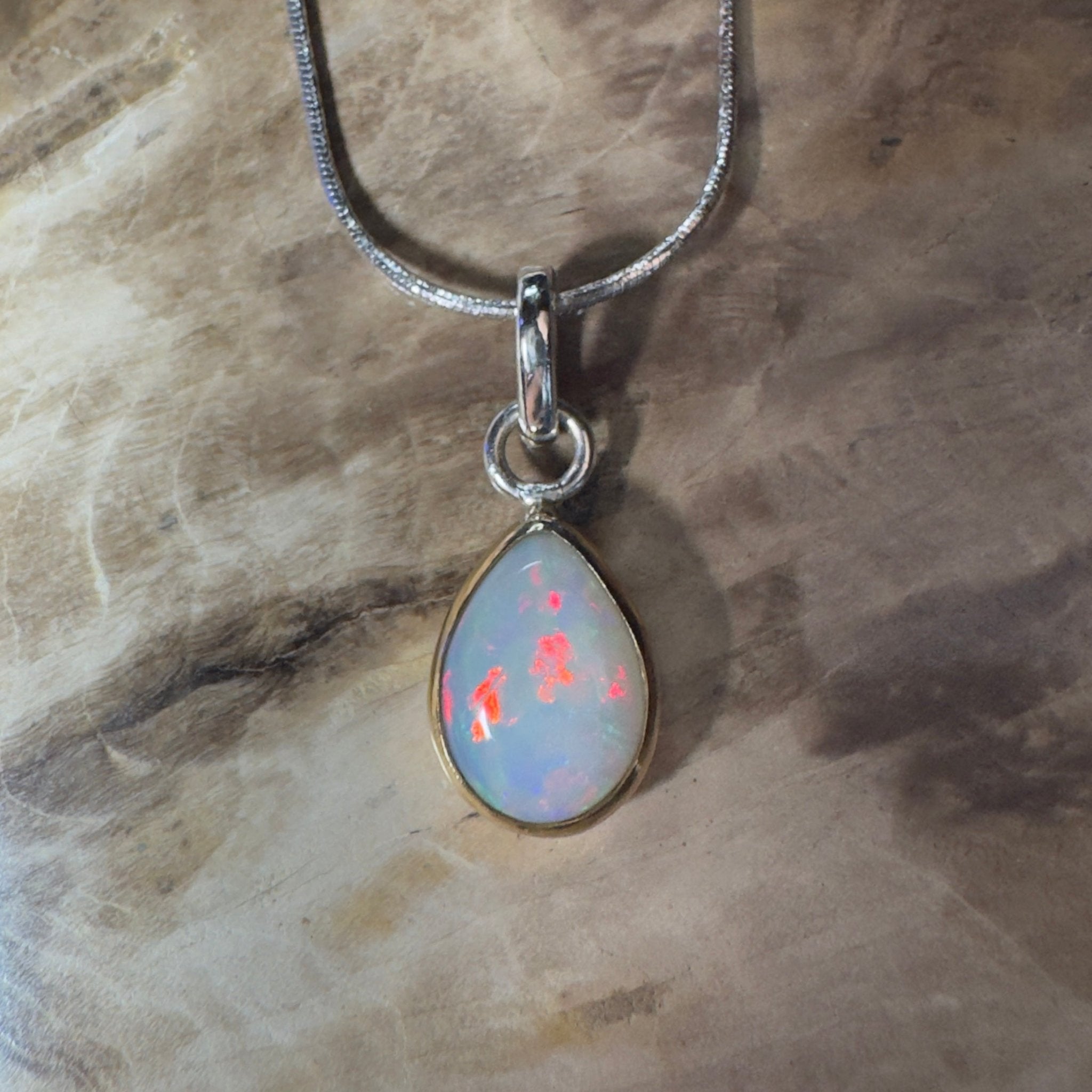 Red Ridge White ~ 2.7ct Solid Lightning Ridge White Opal Two - tone 9ct Gold and 925 Sterling Silver Pendant Necklace