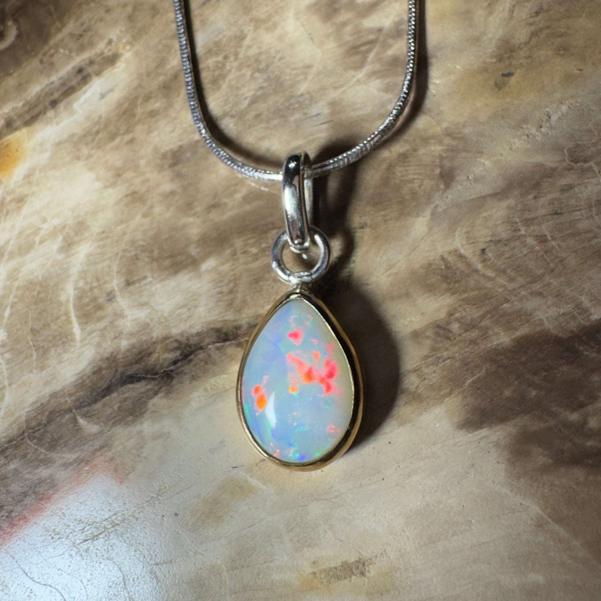 Red Ridge White ~ 2.7ct Solid Lightning Ridge White Opal Two - tone 9ct Gold and 925 Sterling Silver Pendant Necklace