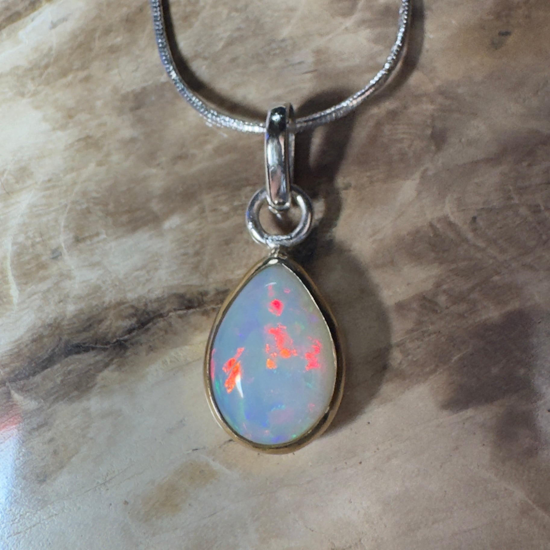 Red Ridge White ~ 2.7ct Solid Lightning Ridge White Opal Two - tone 9ct Gold and 925 Sterling Silver Pendant Necklace