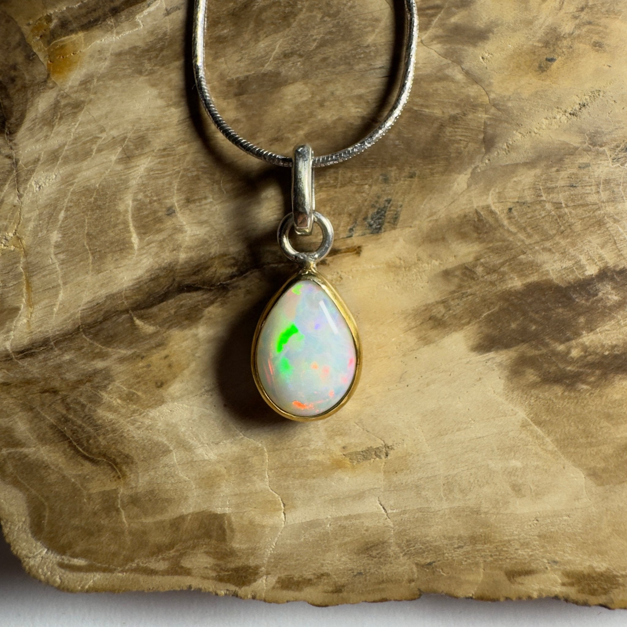 Red Ridge White ~ 2.7ct Solid Lightning Ridge White Opal Two - tone 9ct Gold and 925 Sterling Silver Pendant Necklace