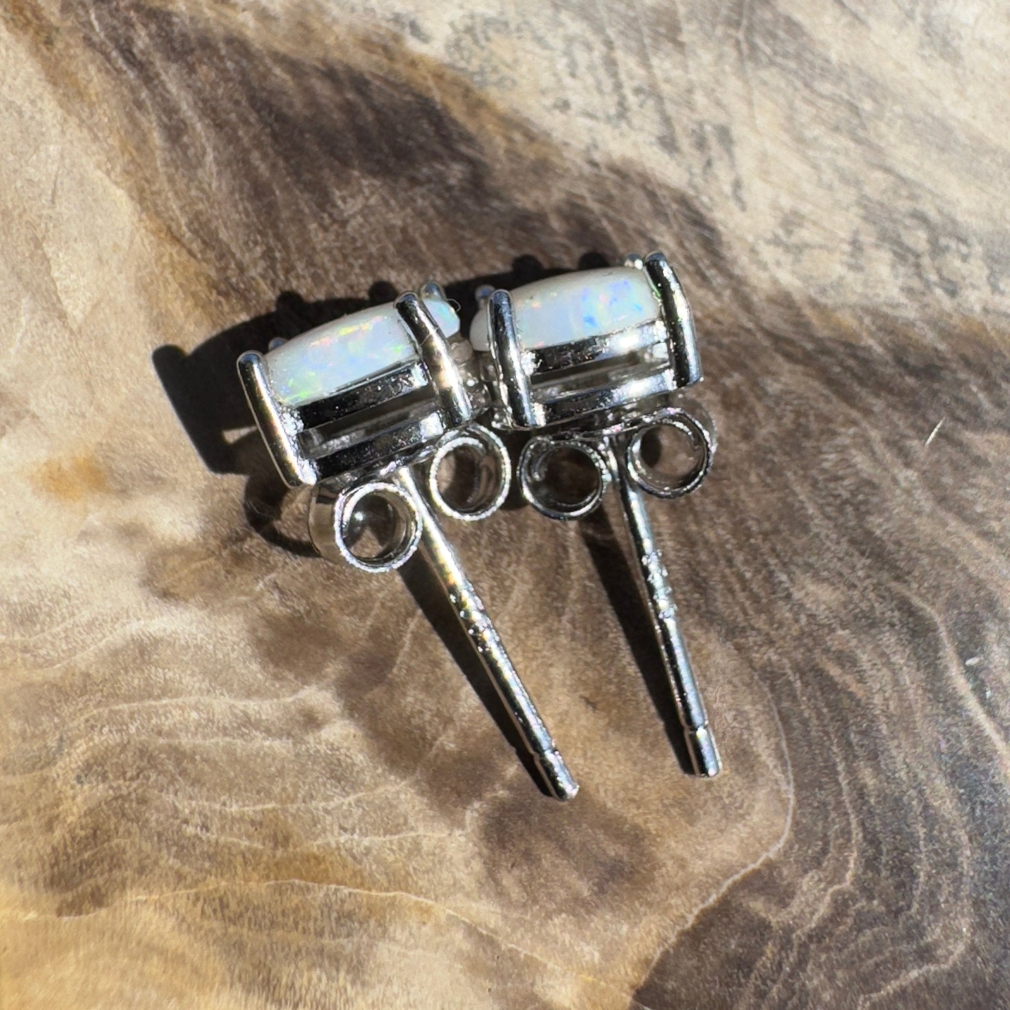 Rottnest Flicker - 0.6ct Coober Pedy Opal 925 Silver Earrings