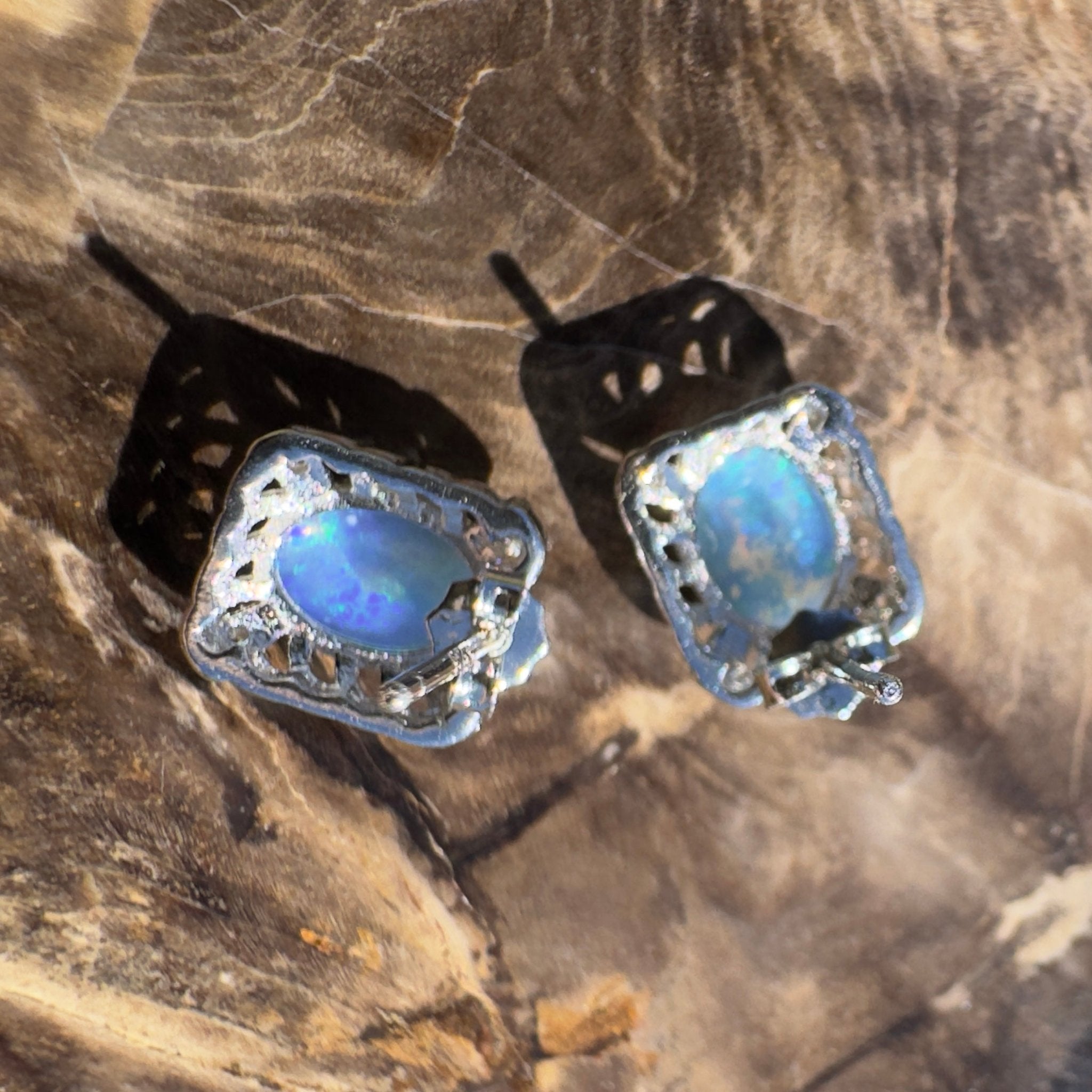 Sapphire Bay Flow ~ 1ct Solid Lightning Ridge Opal 925 Silver Earrings