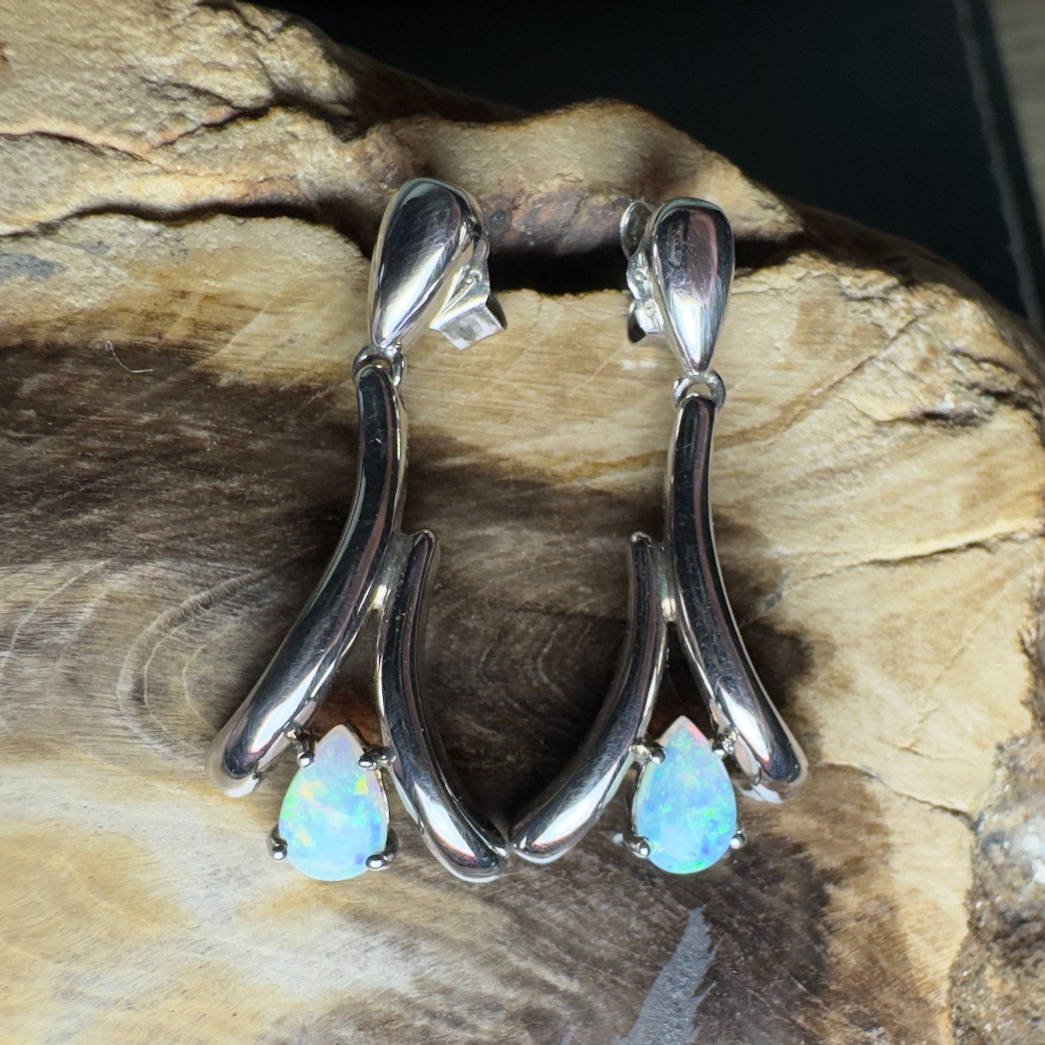 Sea Glass Spark - 0.8 ct Lightning Ridge Opal 925 Silver Earrings