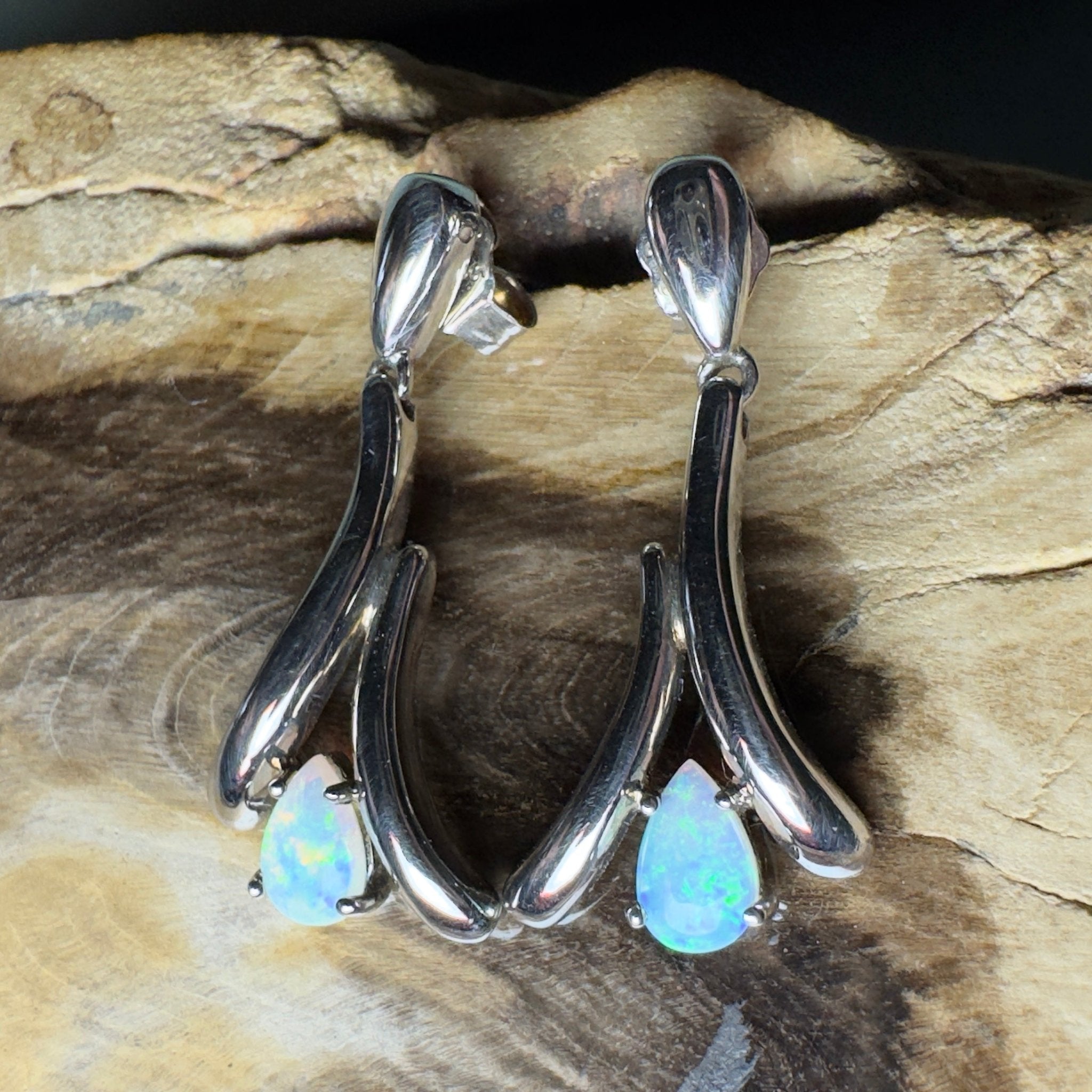 Sea Glass Spark - 0.8 ct Lightning Ridge Opal 925 Silver Earrings