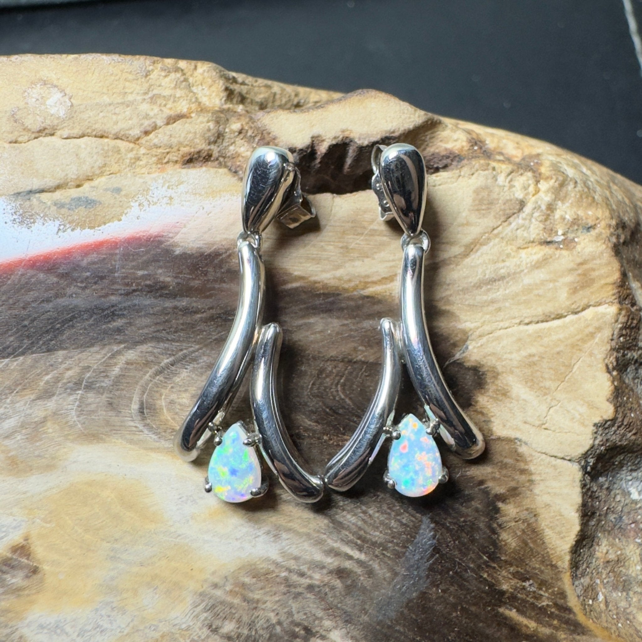 Sea Glass Spark - 0.8 ct Lightning Ridge Opal 925 Silver Earrings