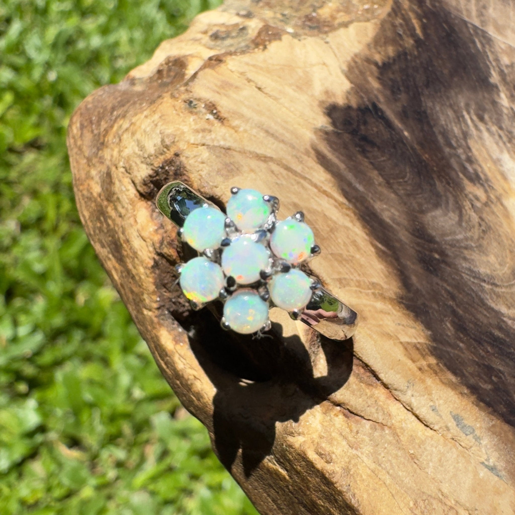 Shipsterns Bloom – Solid Lightning Ridge Crystal Opal 925 Sterling Silver Ring