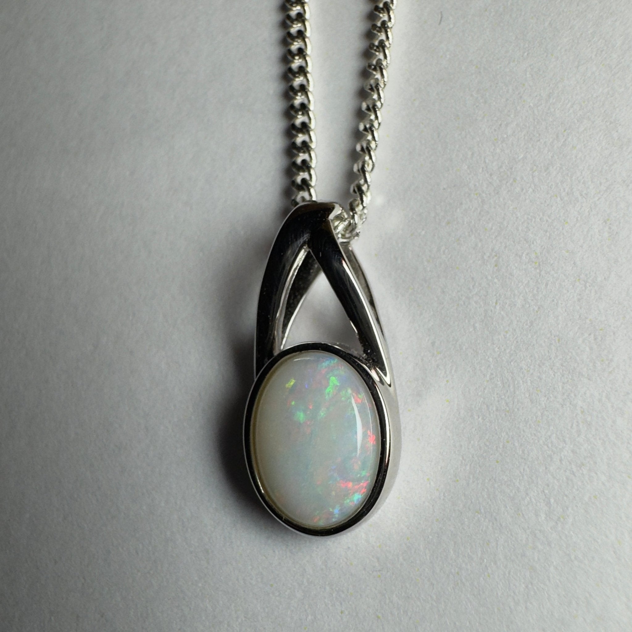 Simpson Desert Star ~ 1.2ct Coober Pedy Opal 925 Silver Pendant