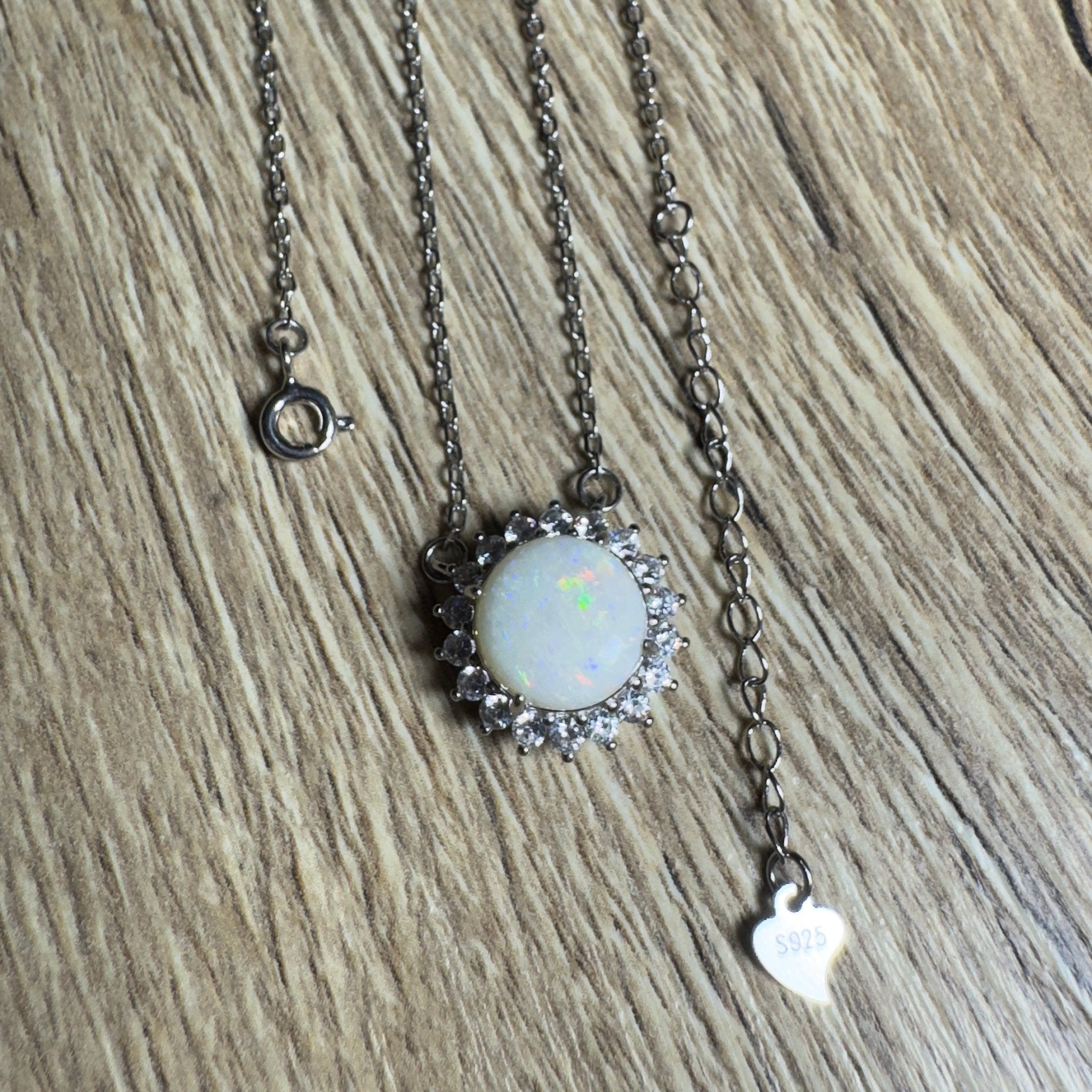 Snowy Mountain Sunrise - 2.1ct Coober Pedy Opal 925 Silver Necklace