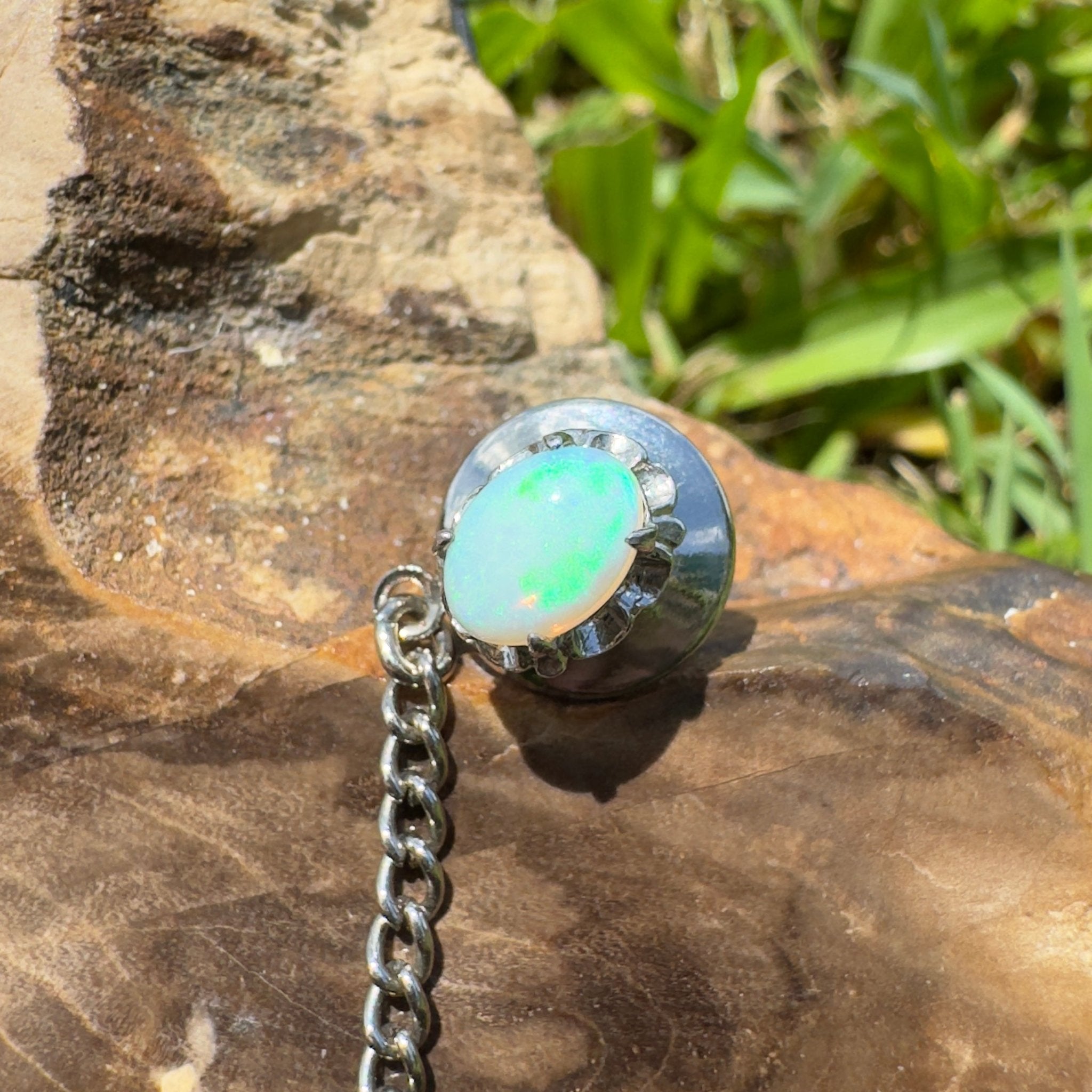 Stirling Range Signal - 0.8ct Lightning Ridge Opal Silver Tone Lapel Pin