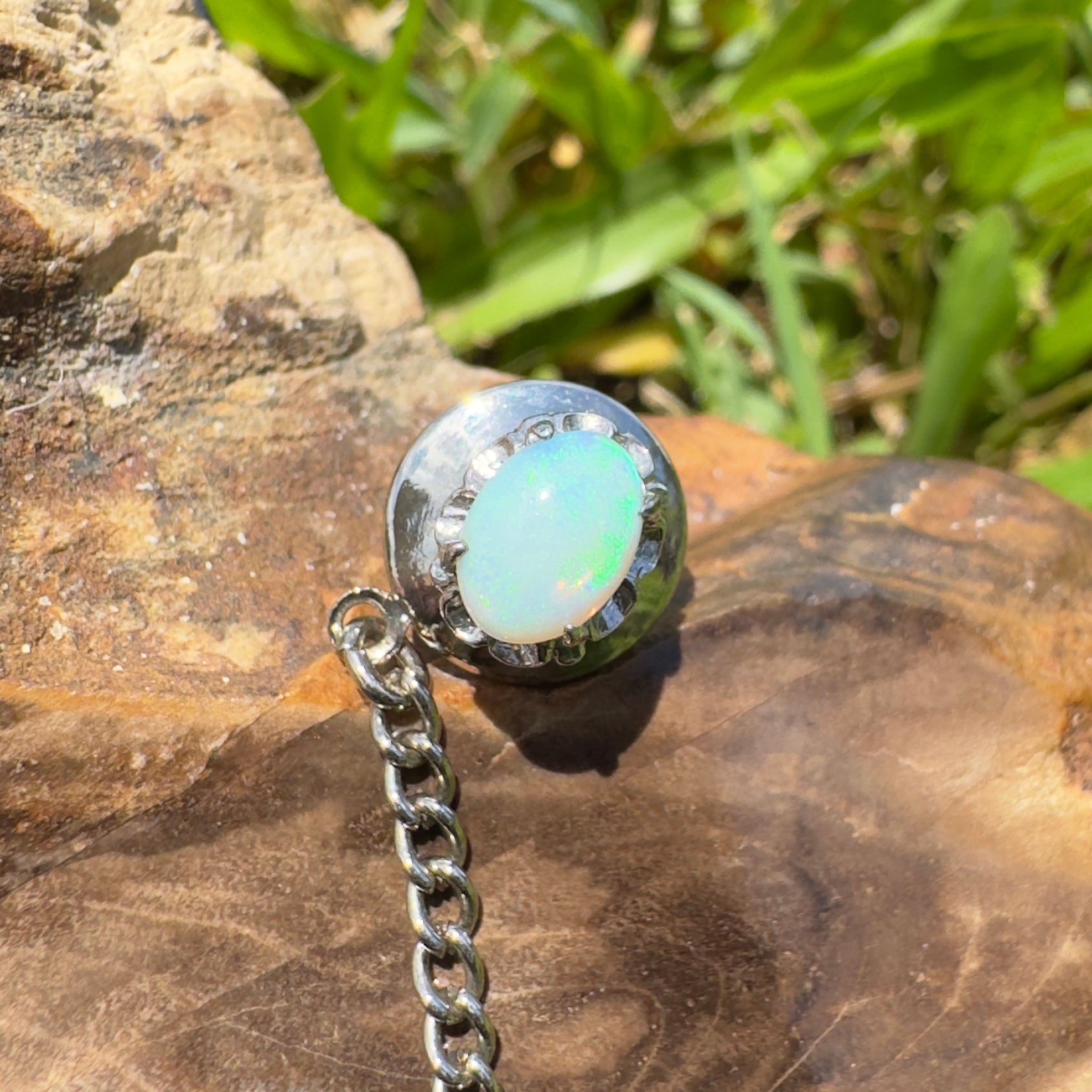 Stirling Range Signal - 0.8ct Lightning Ridge Opal Silver Tone Lapel Pin